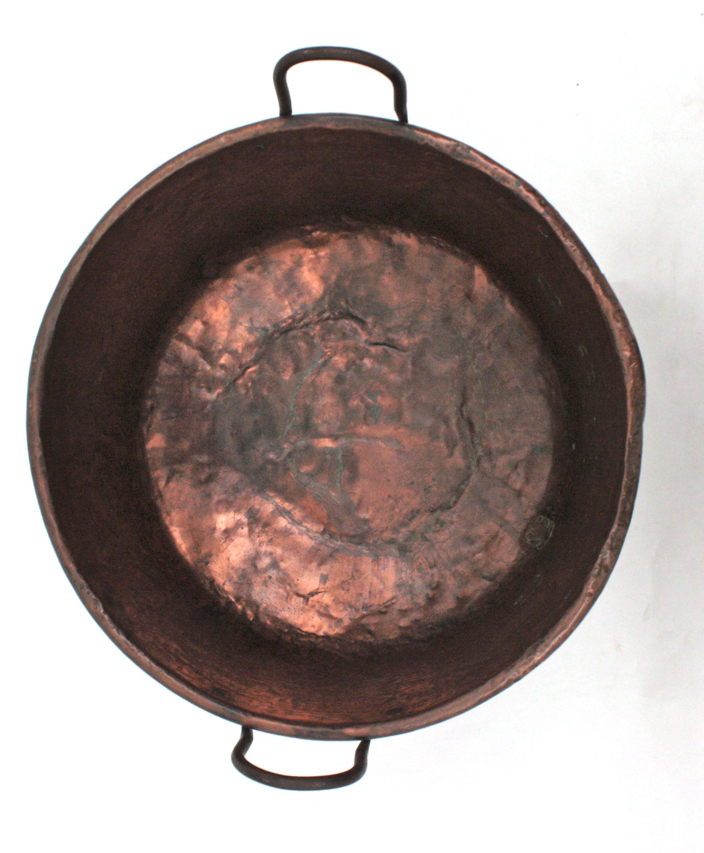 Massive French Copper Cauldron with Iron Handles For Sale 11