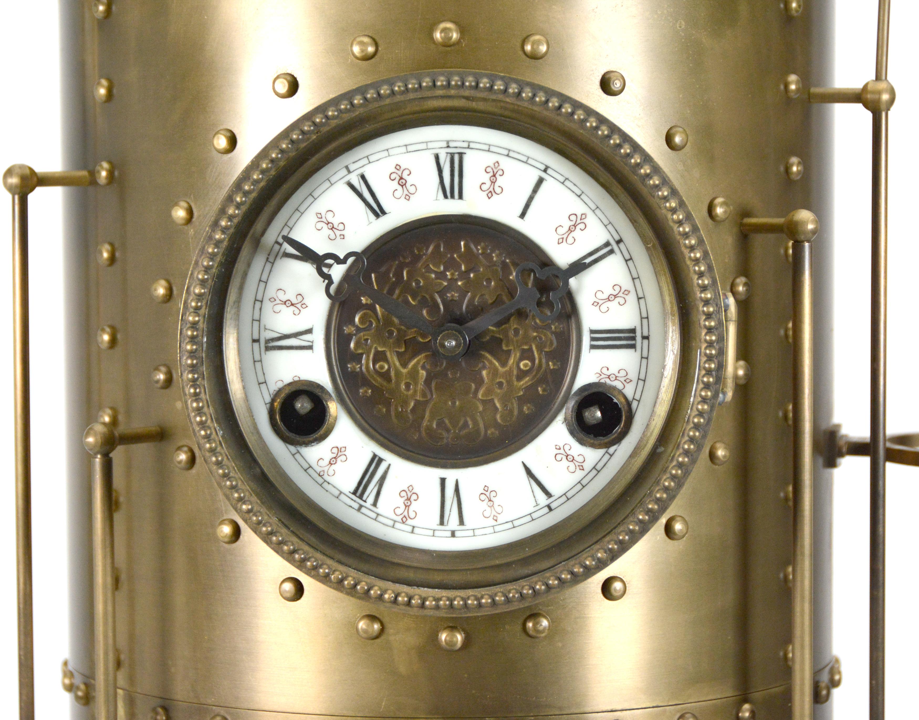 Massive French Style 8 Day Brass Automaton Steam Wheel Engine Industrial Clock en vente 2