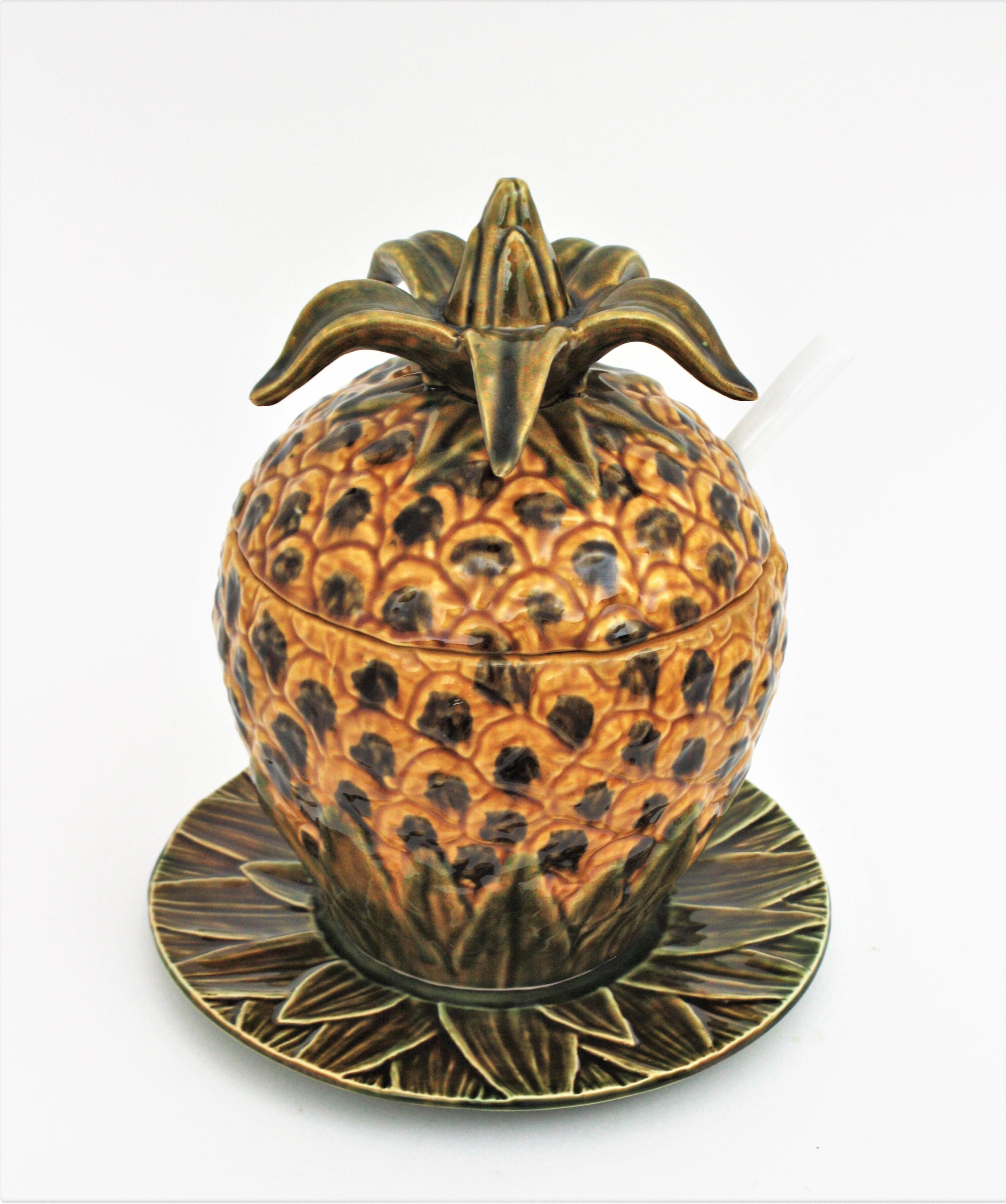 Portuguese Midcentury Pineapple XL Tureen Centerpiece in Glazed Ceramic, 1960s For Sale