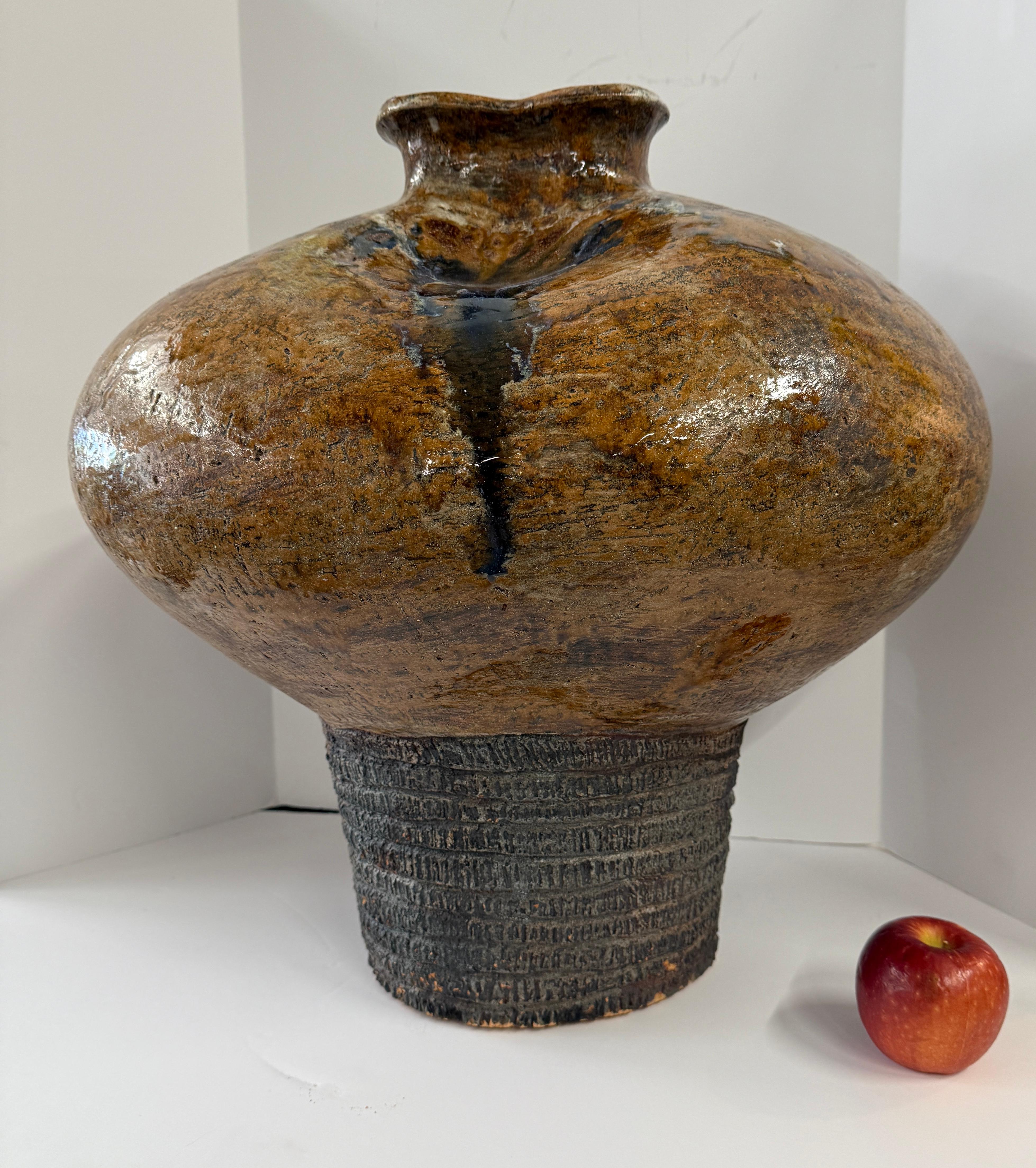 Vasija masiva de cerámica vidriada en venta 12