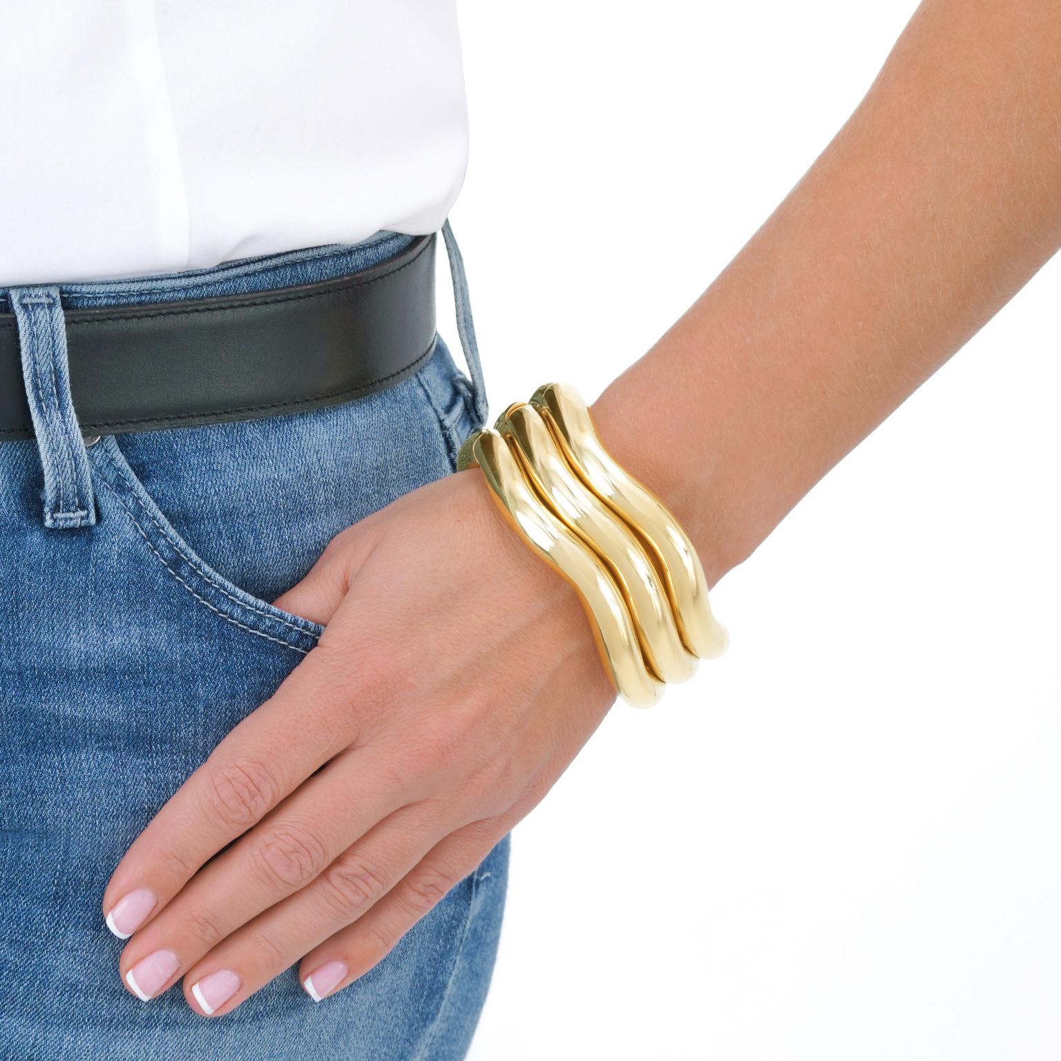Bracelet en or massif par Tiffany & Co. 18k Unisexe en vente