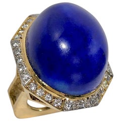 Massive Gold Cocktail Ring with 86 Carat Lapis-Lazuli Cabochon and Diamonds