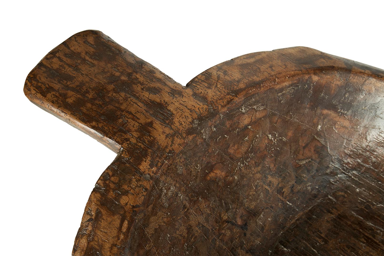 La Brendan Bass Estate Collection rende omaggio alla bellezza del vintage e dell'antiquariato. 
pezzi, ognuno dei quali nasconde ad arte infinite storie raccolte nel corso delle generazioni in cui sono esistiti.  Come estensione della collezione Le