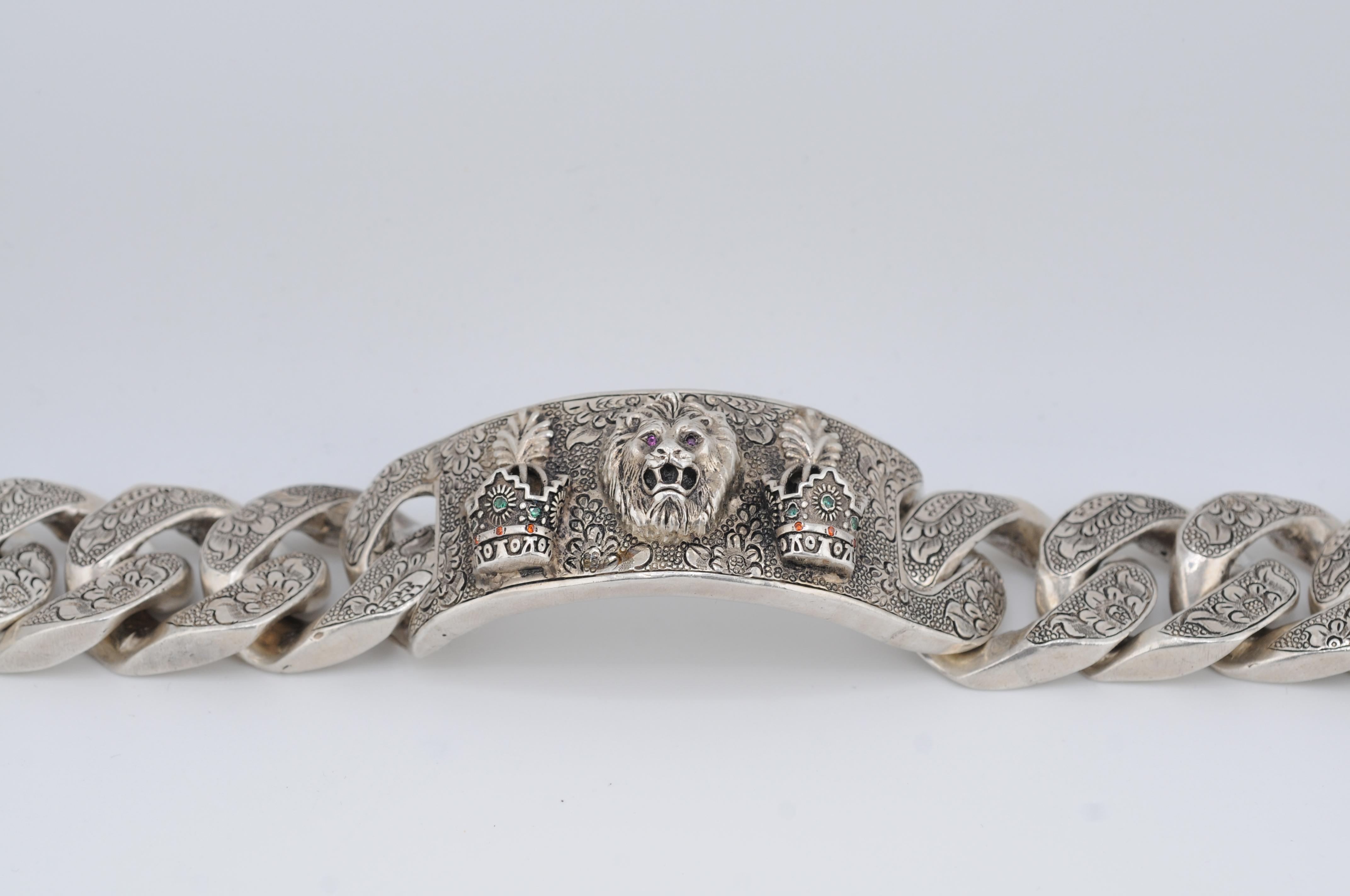 Massives handgefertigtes Silberarmband mit Löwen- und Schwertmotiv, Edelsteine 5