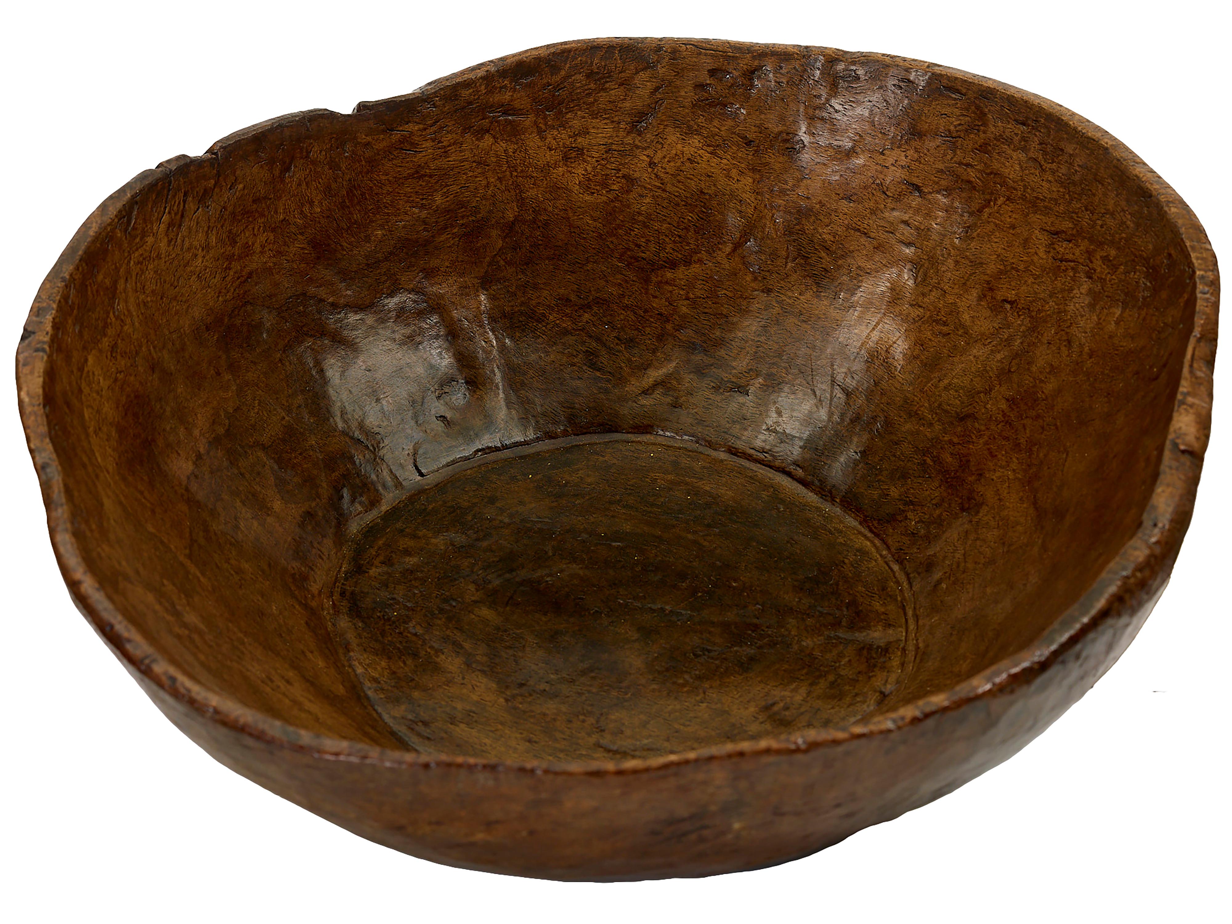 Carved Massive heavy treen bowl in walnut For Sale