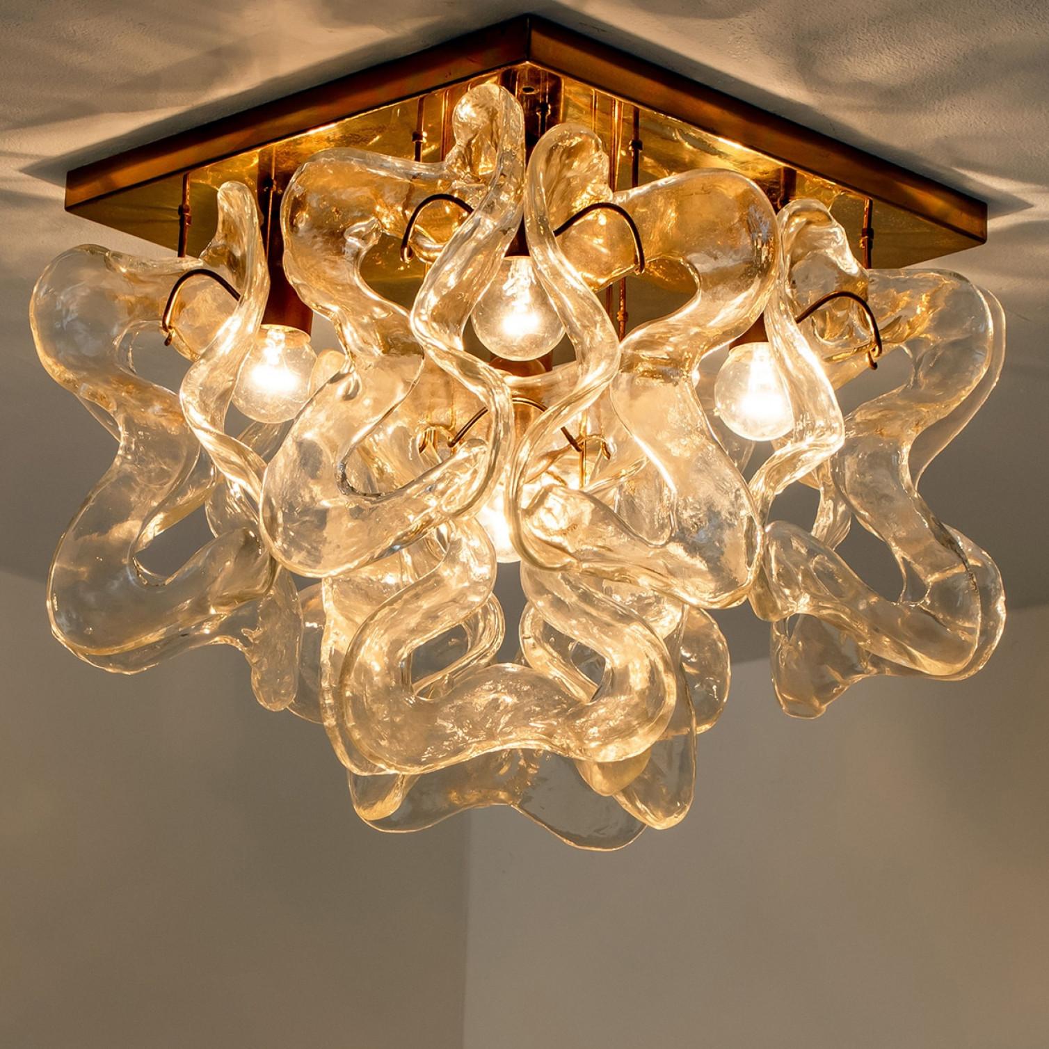 Massive J.T. Lustre encastré Kalmar Catena en verre de Murano et laiton, 1970 Bon état - En vente à Rijssen, NL