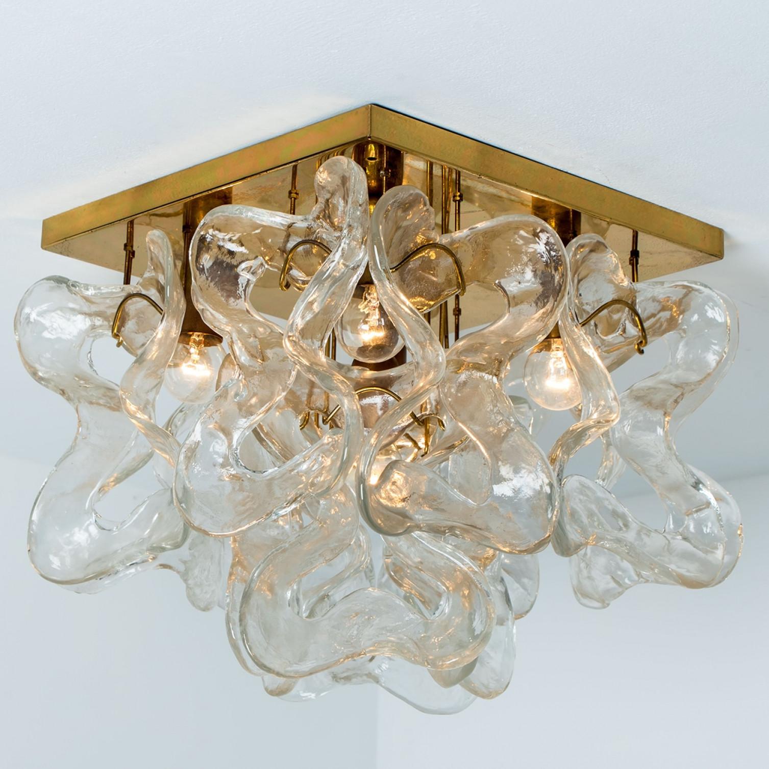 Massive J.T. Lustre encastré Kalmar Catena en verre de Murano et laiton, 1970 en vente 1