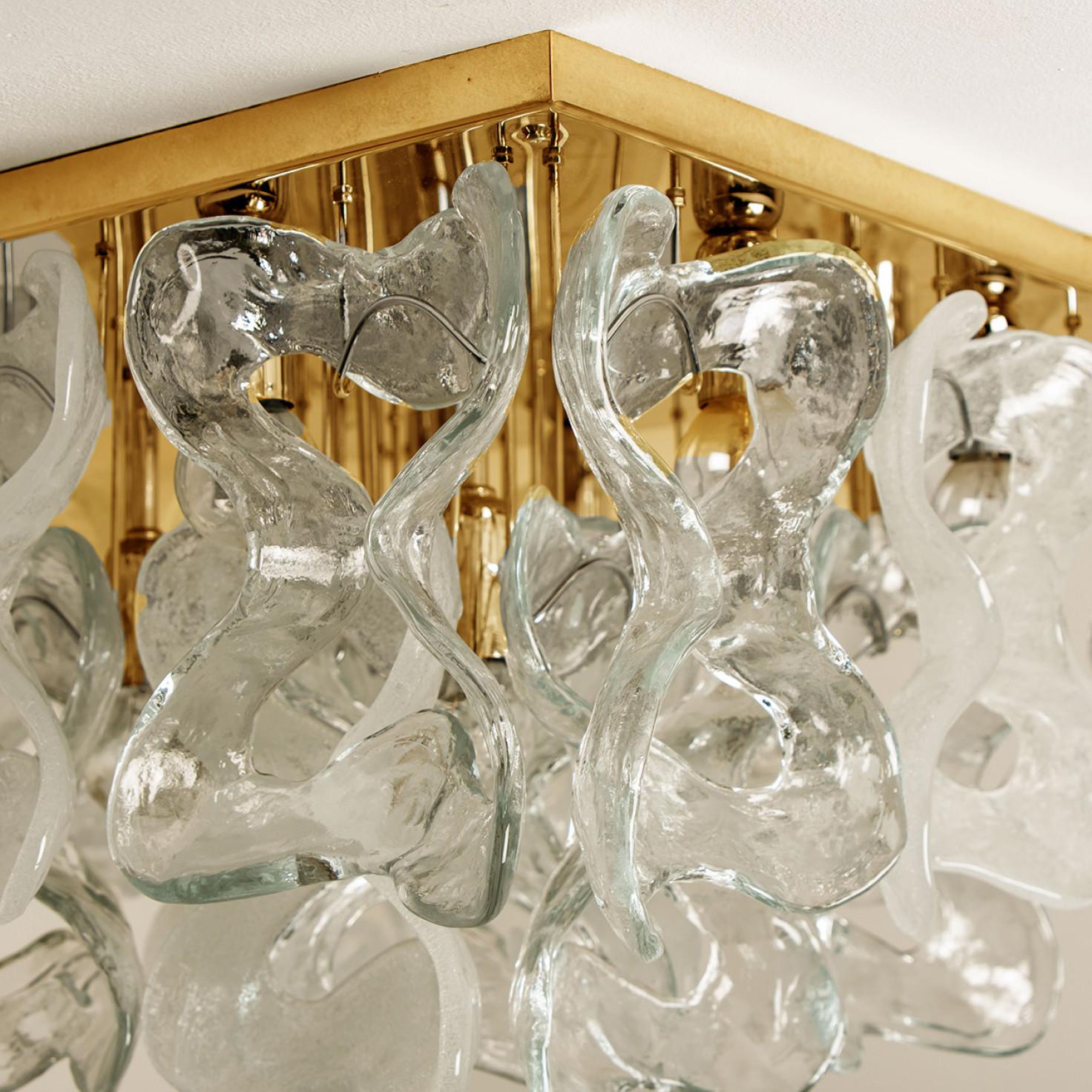 Massive J.T. Lustre encastré en laiton et verre de Murano Kalmar « Catena », 1970 en vente 3