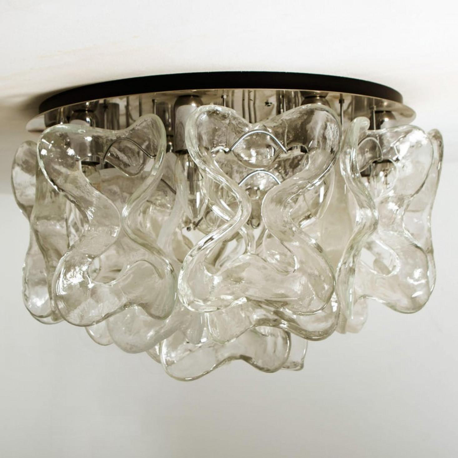 Glamorous chrome and Murano glass flushmount ‘Catena’ by Kalmar. 18 large 