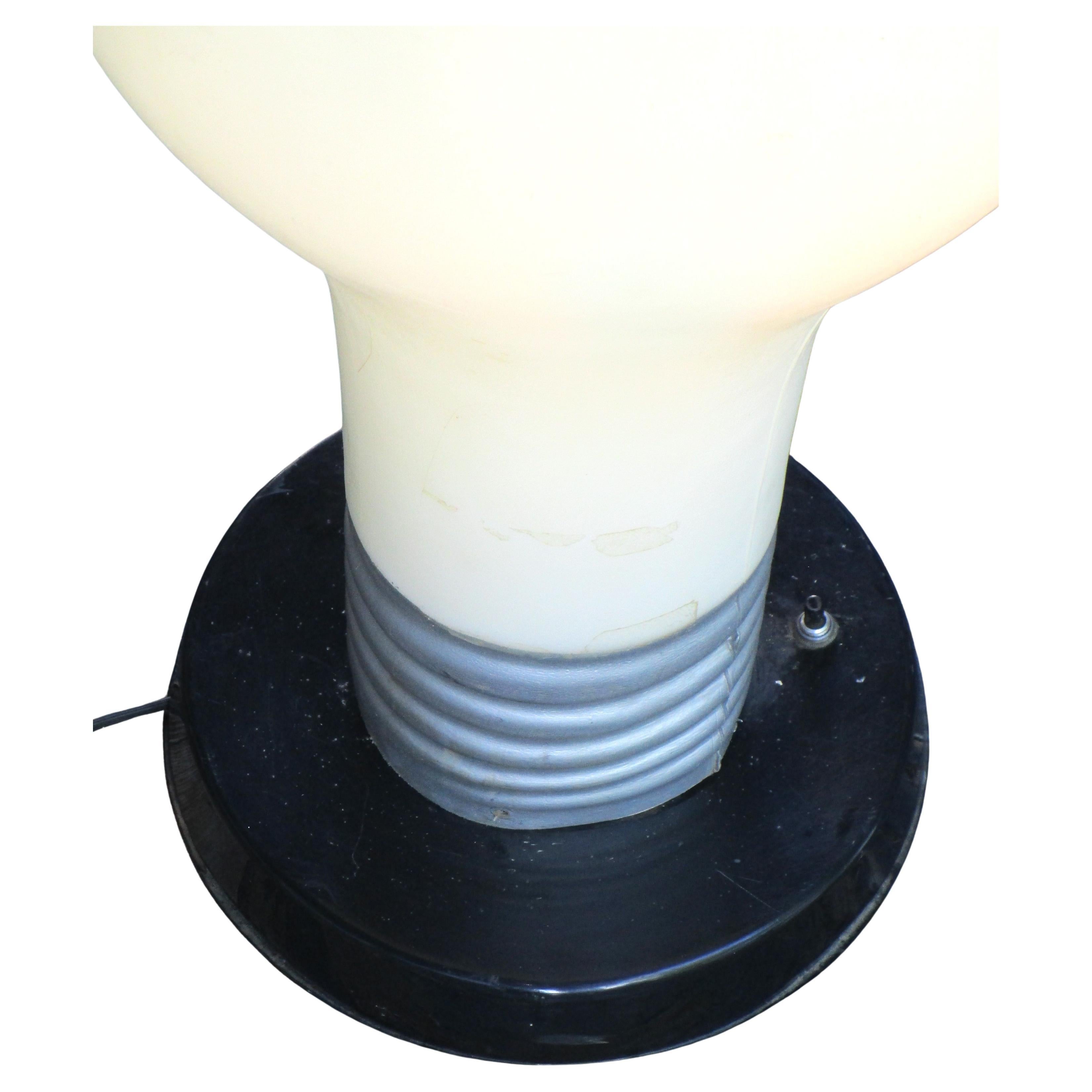 Lámpara de mesa MaSSive Lightbulb Estadounidense en venta