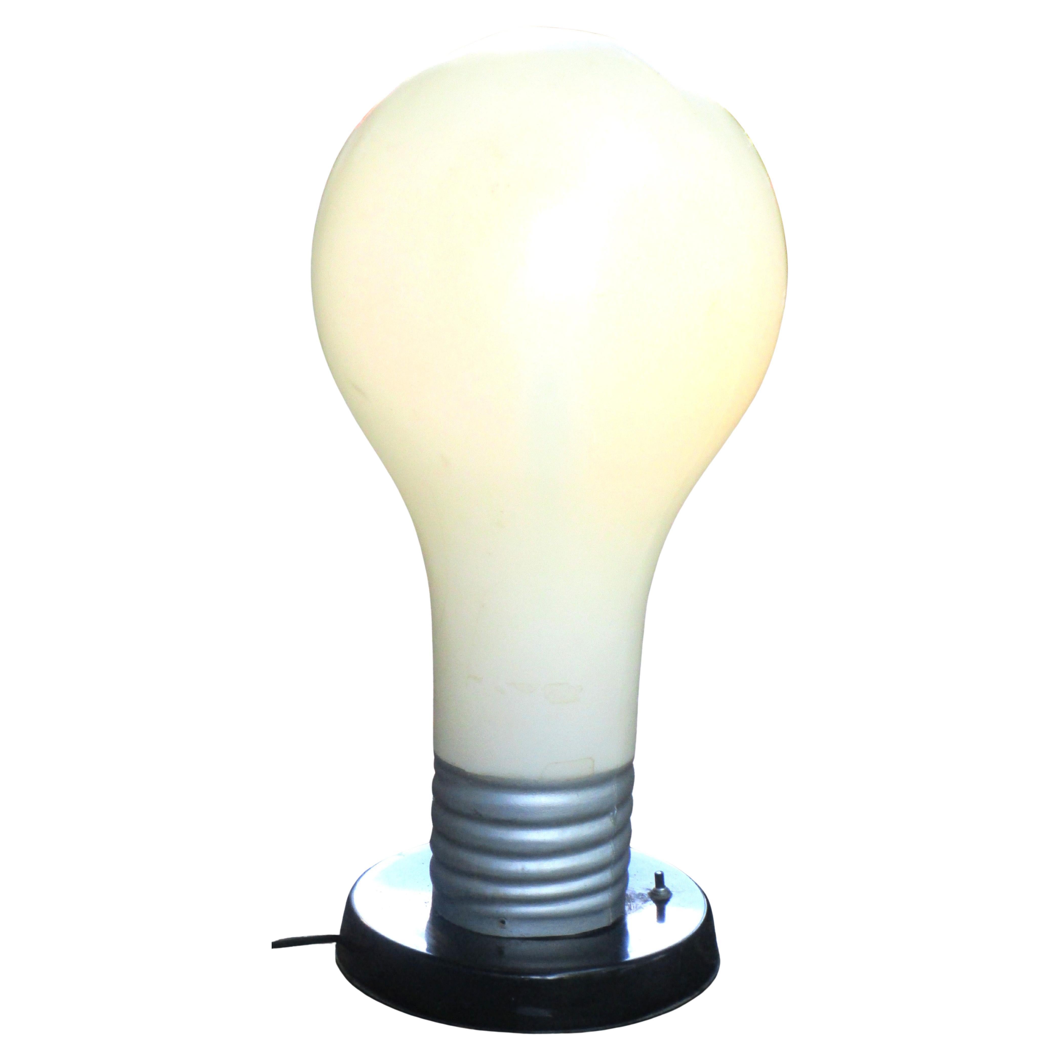Lámpara de mesa MaSSive Lightbulb en venta