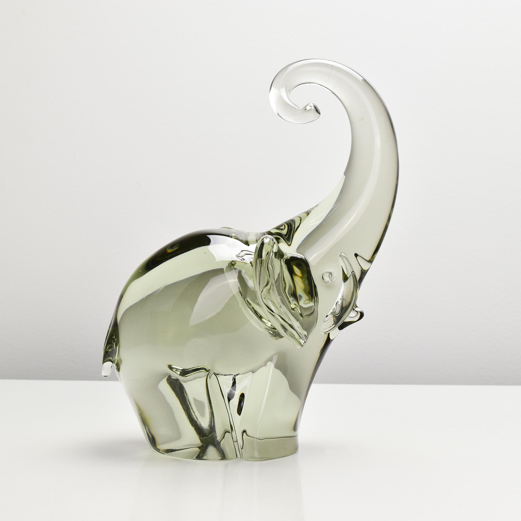 Massive Livio Seguso Smoke Grey Elephant Art Glass Sculpture Murano Gral For Sale 5