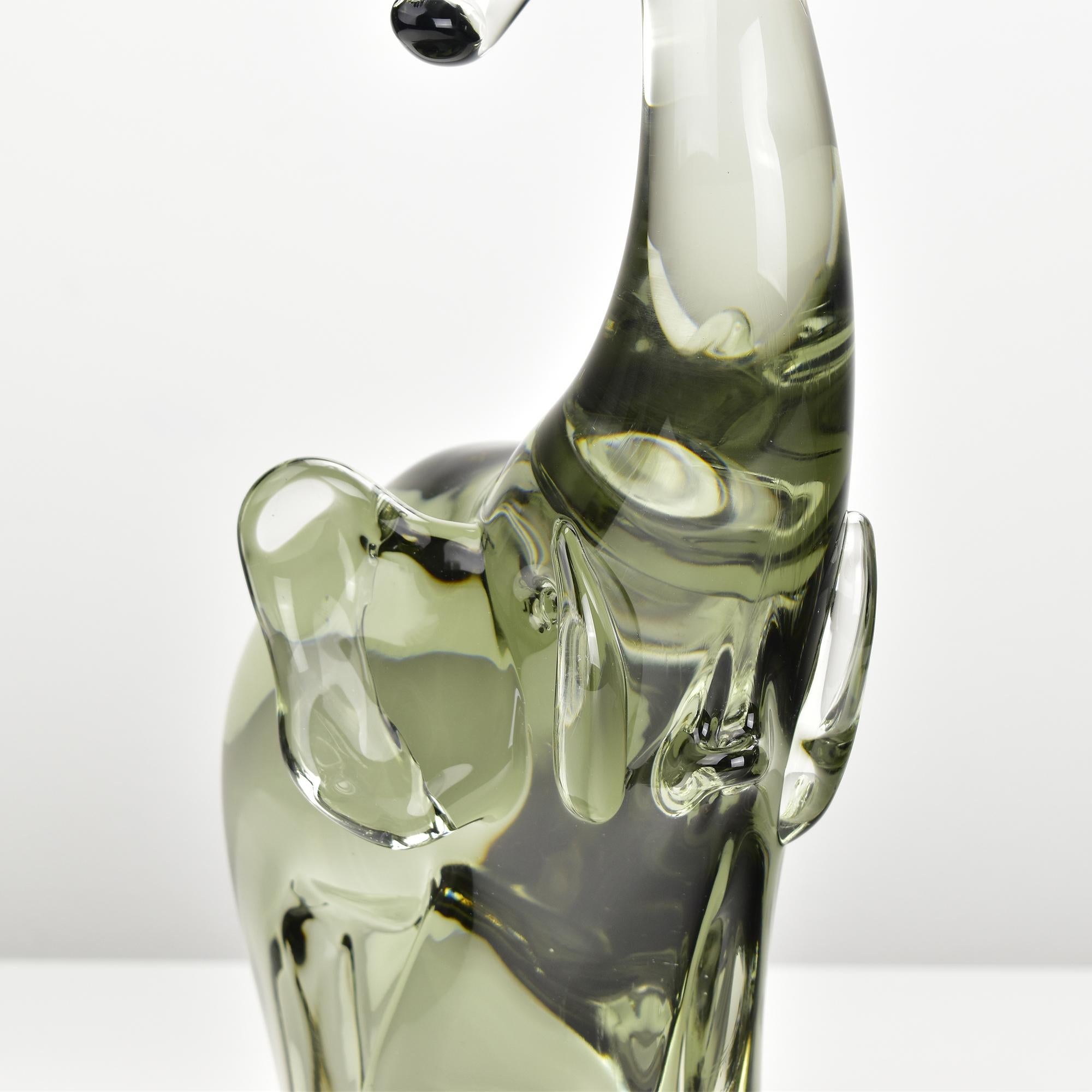 Mid-Century Modern Massive Livio Seguso Smoke Grey Elephant Art Glass Sculpture Murano Gral For Sale
