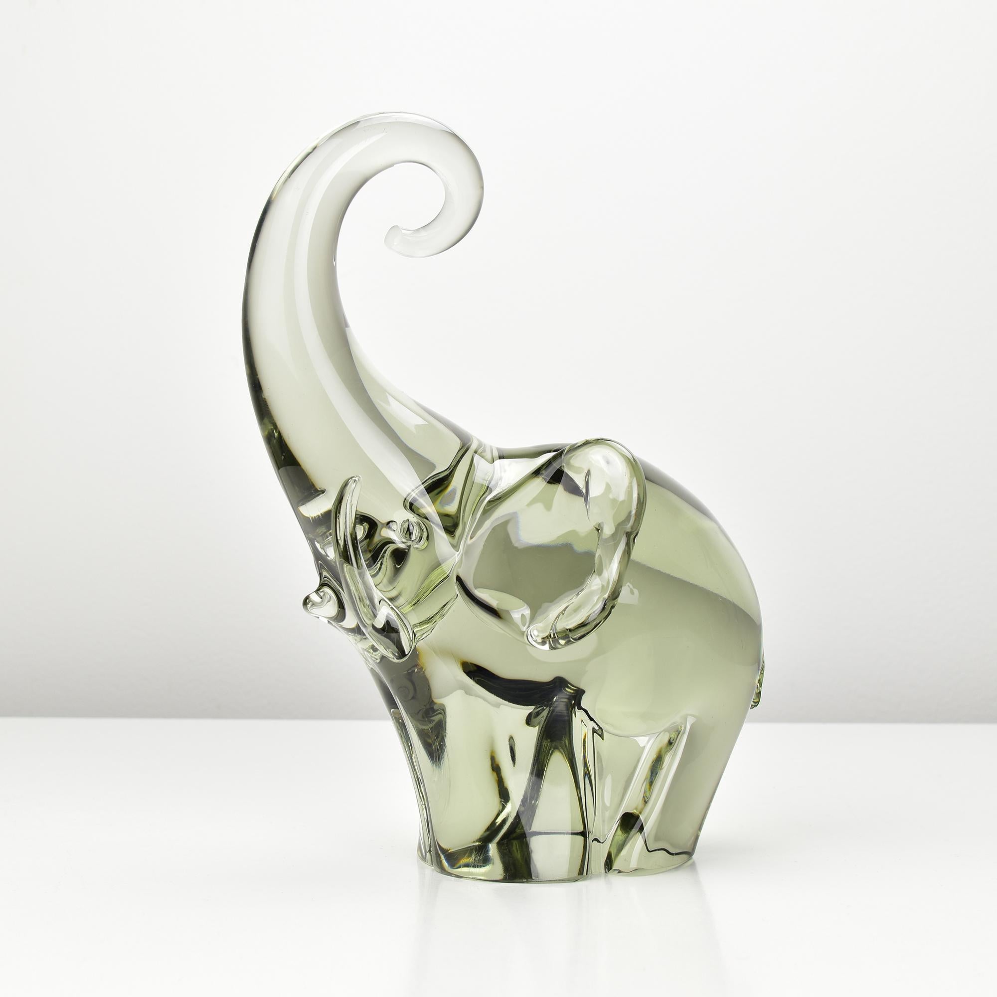Hand-Crafted Massive Livio Seguso Smoke Grey Elephant Art Glass Sculpture Murano Gral For Sale