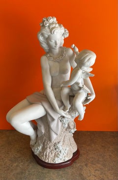 Figurine massive de Lladro "Vénus & Cupidon" signée par J. Ruiz et Juan Huerta