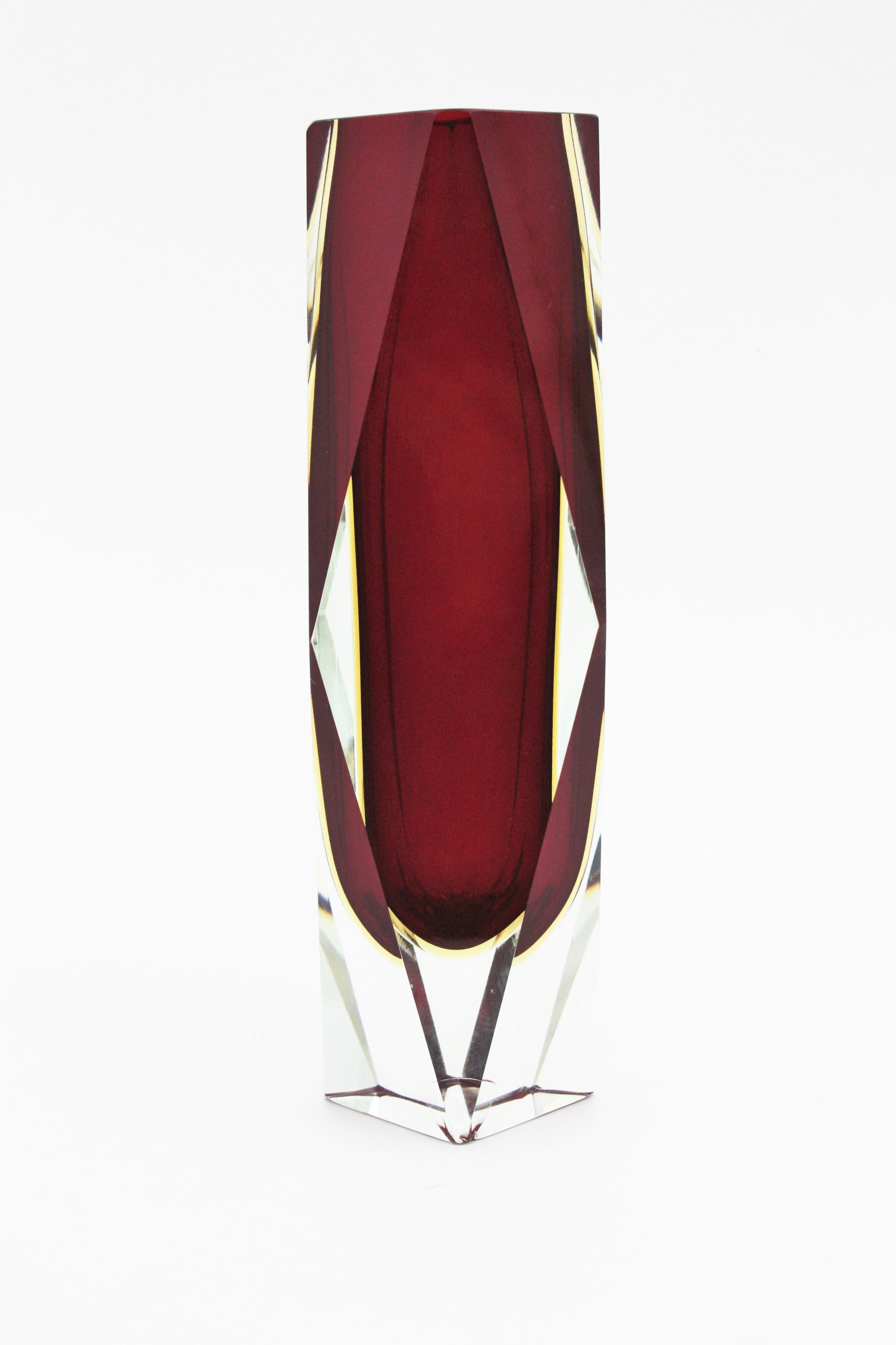 Massive Mandruzzato Murano Faceted Sommerso Red and Yellow Art Glass Vase For Sale 3