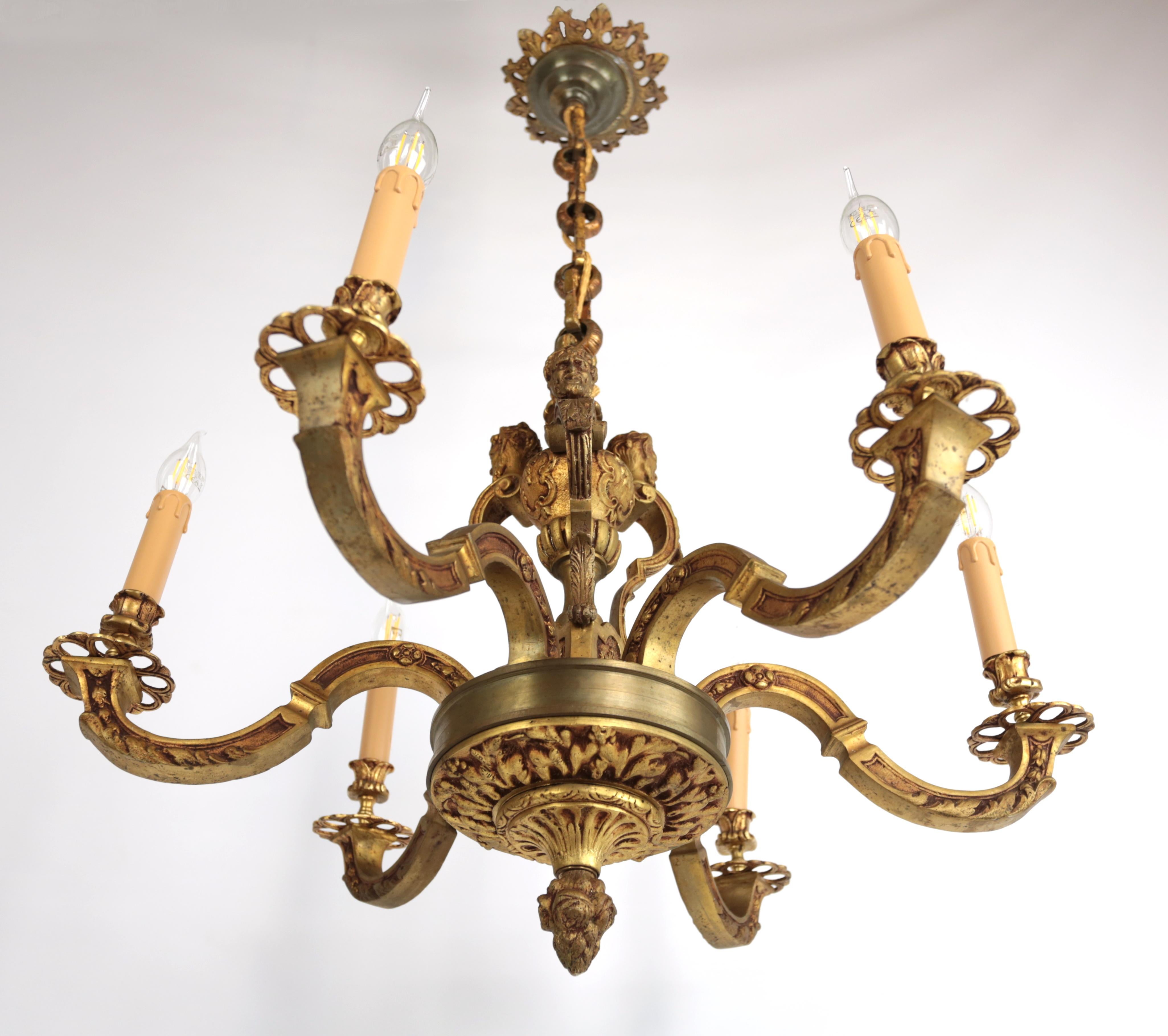 French Massive Mazarin bronze chandelier For Sale