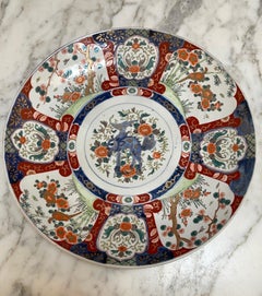 Massive Meiji Period Imari Foo Dog Charger, Attributed to Fukagawa