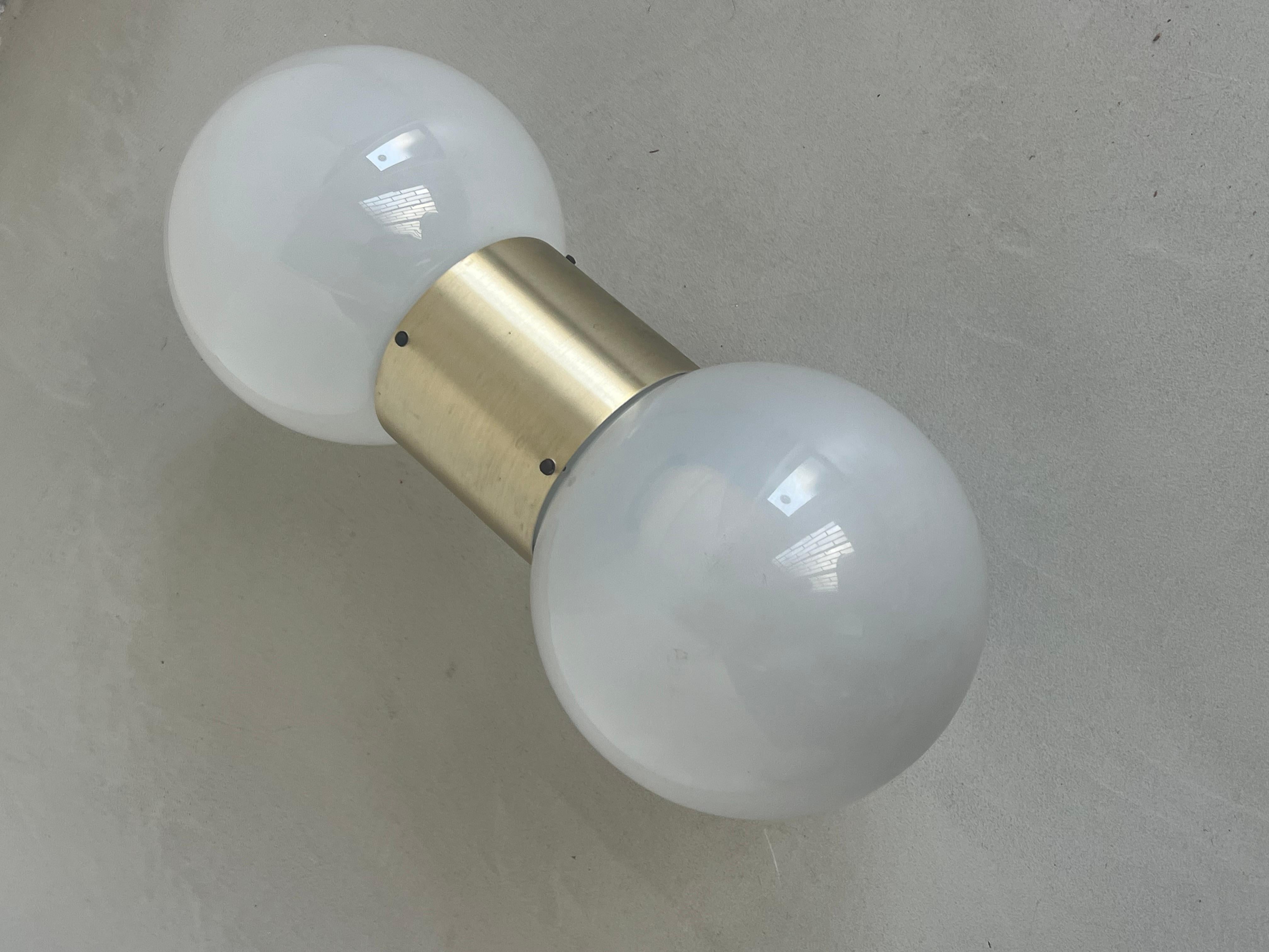 Metallo e vetro massiccio  Applique da parete anni '70 Stilux Milano in vendita 5