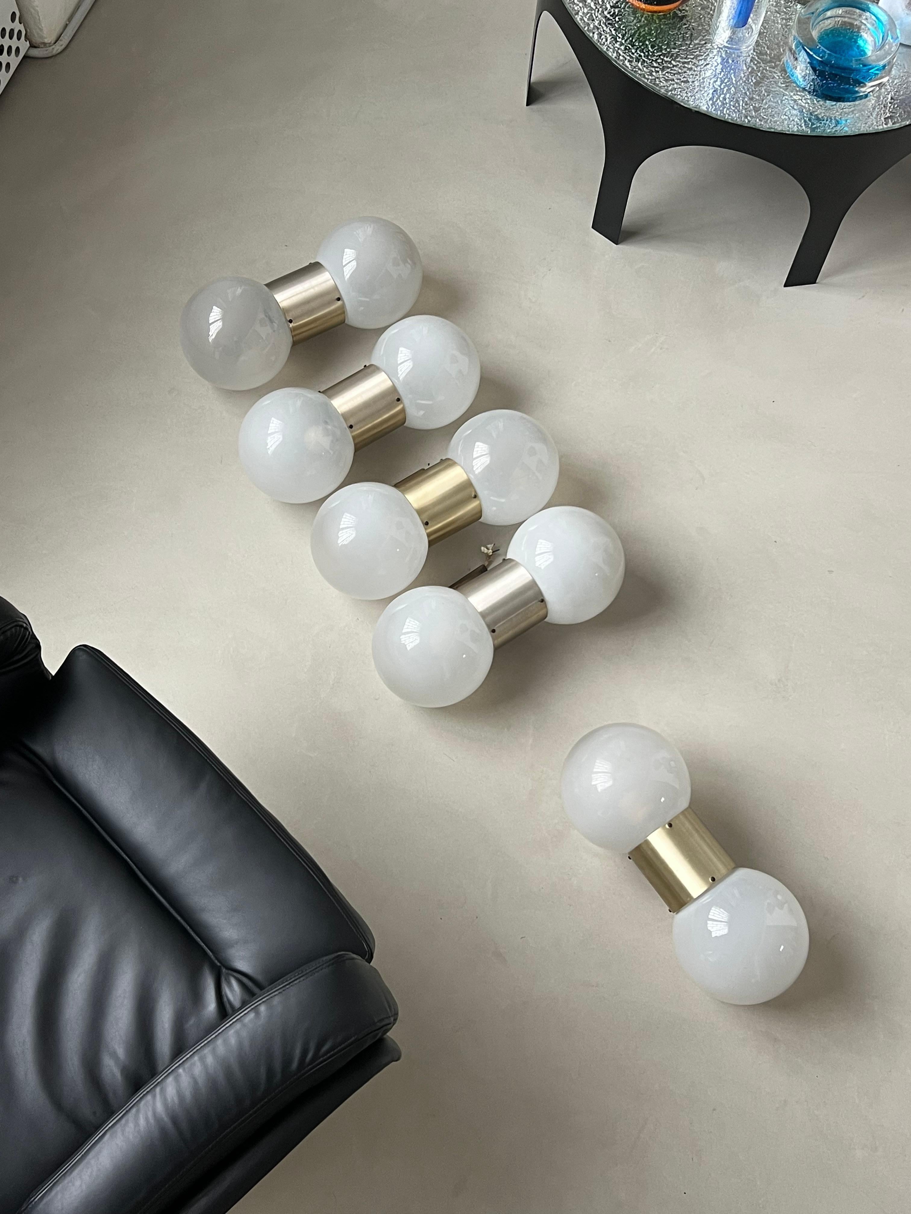 Metallo e vetro massiccio  Applique da parete anni '70 Stilux Milano in vendita 2