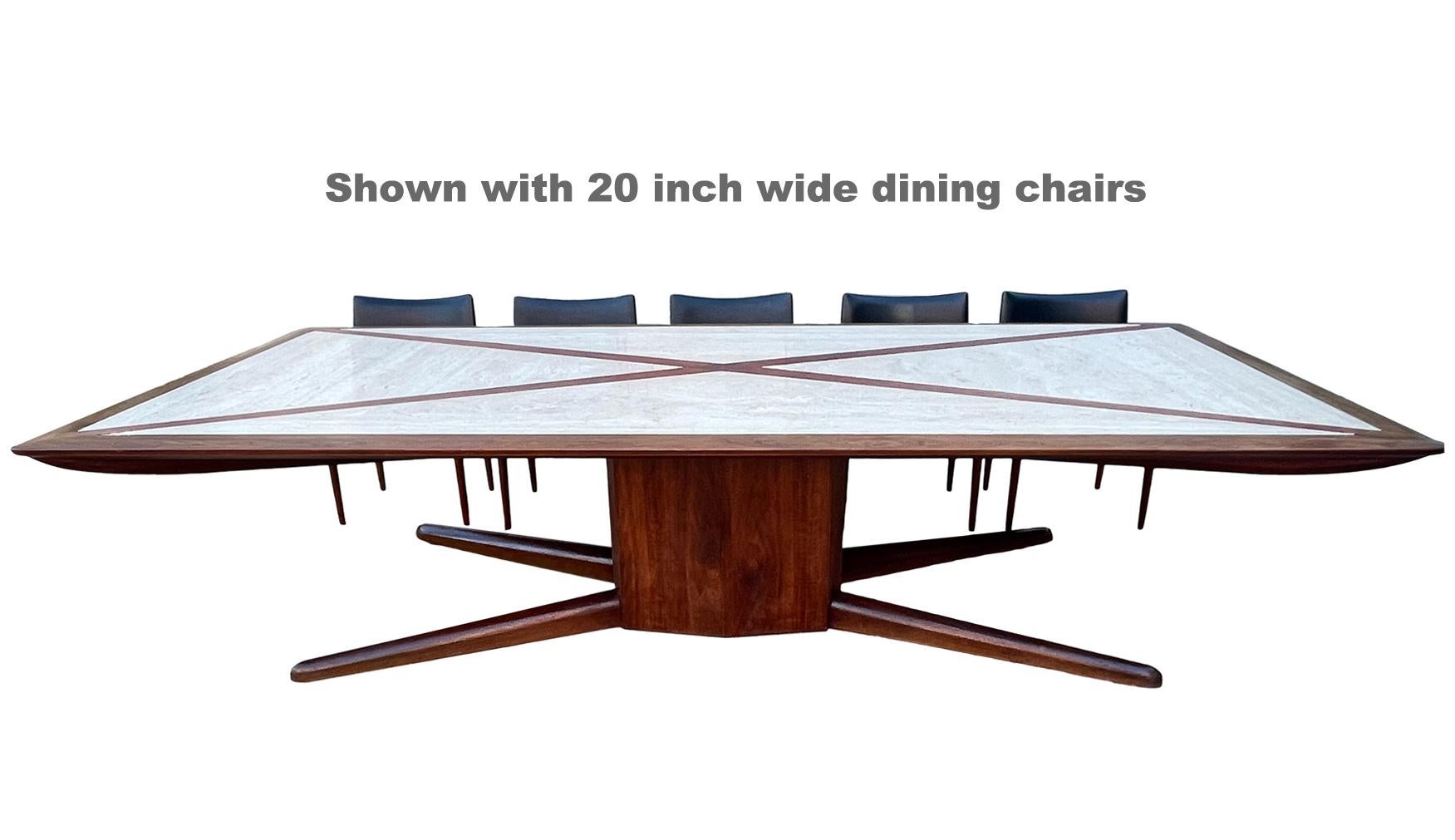 Grande table à manger américaine moderne de studio du milieu du siècle en noyer et travertin en vente 6