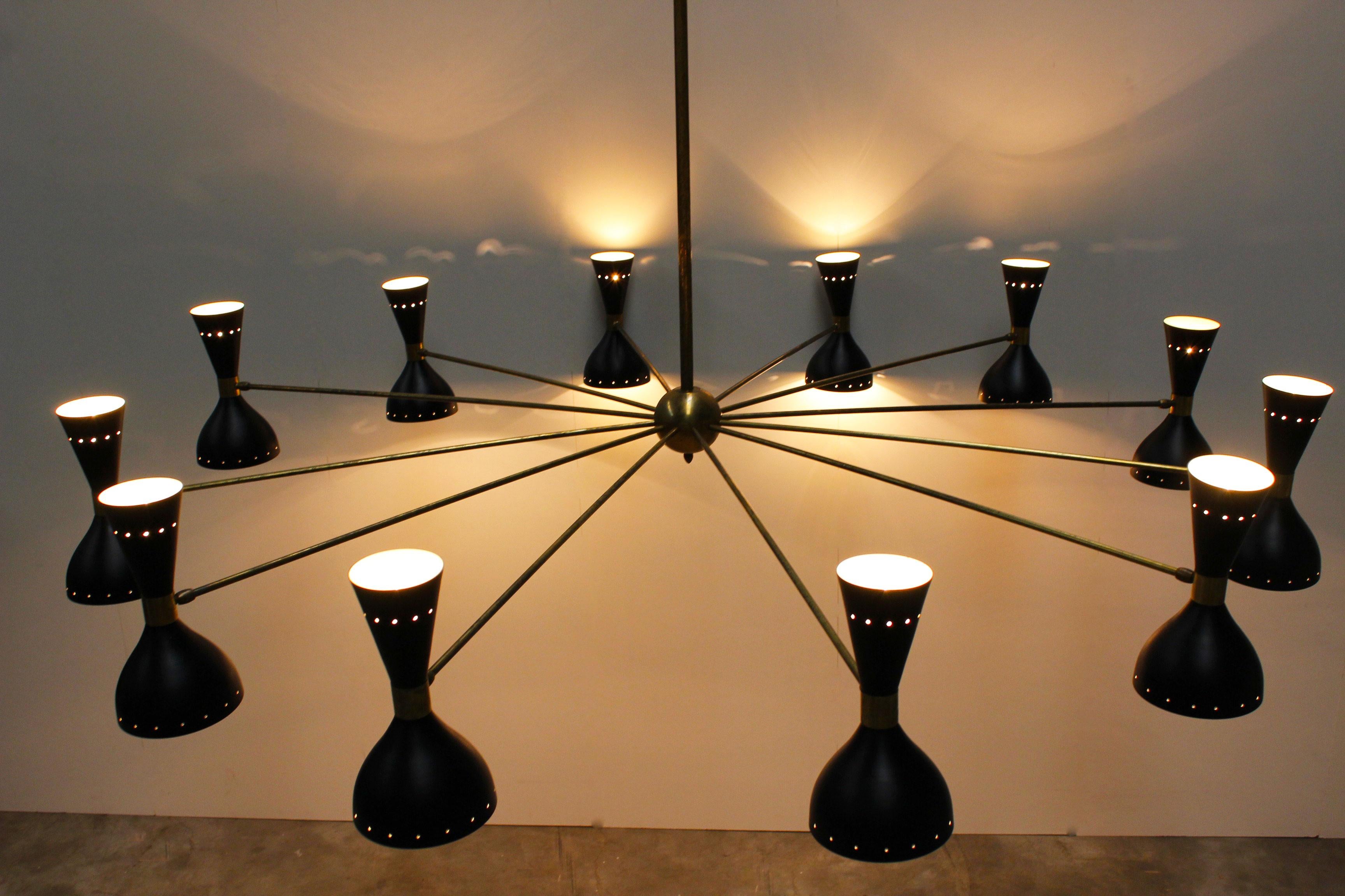 Metal Massive Mid Century Design Italian Chandelier, 1950s Stilnovo Black Gold For Sale