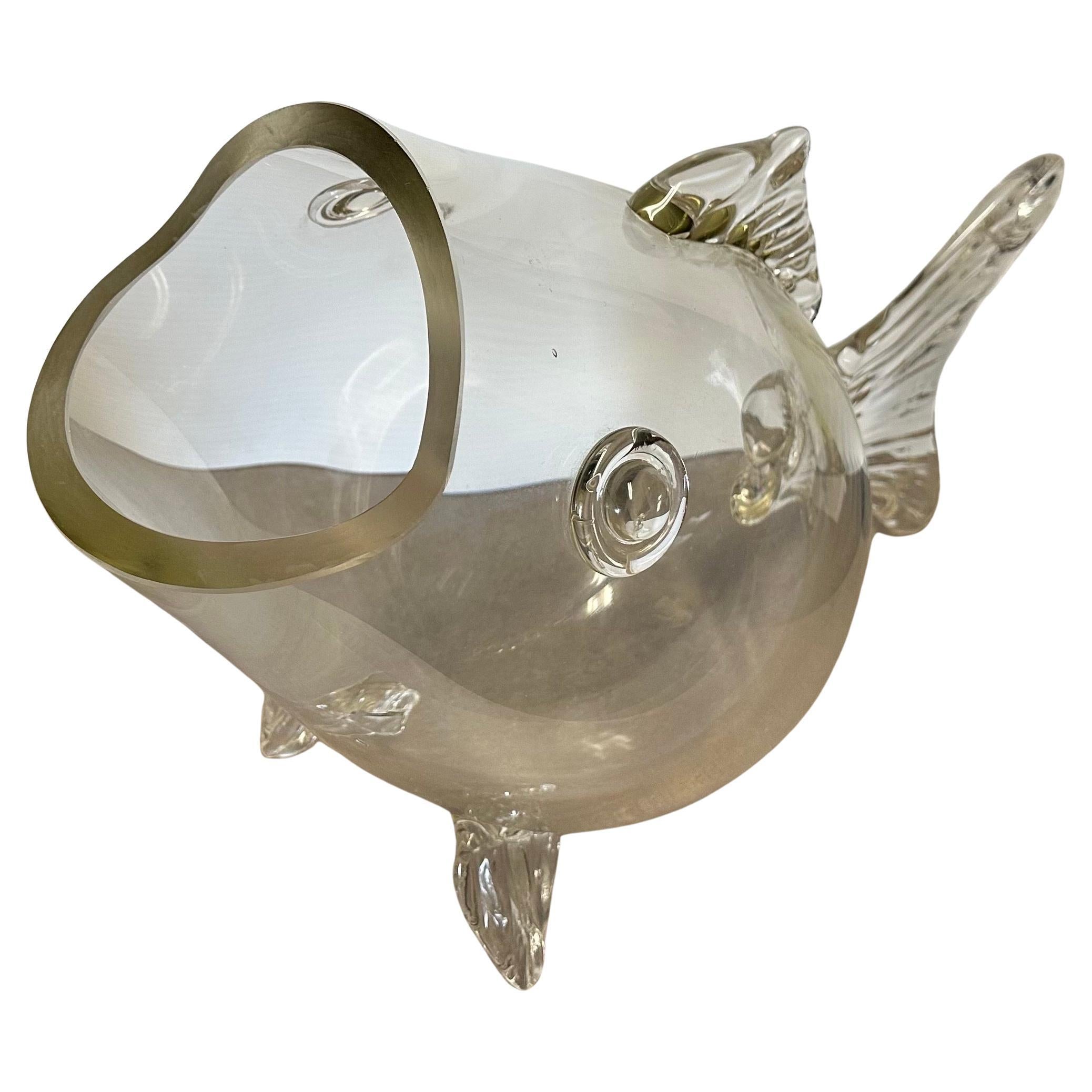 Massive Mid-Century Hand-Blown Glass Fish Vase in the Style of Blenko Glass in vendita 1