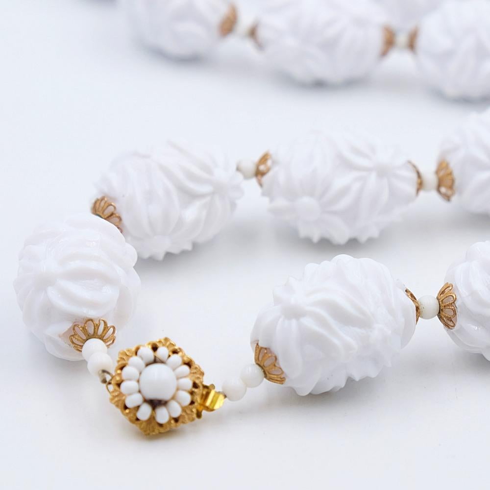 plastic necklace beads