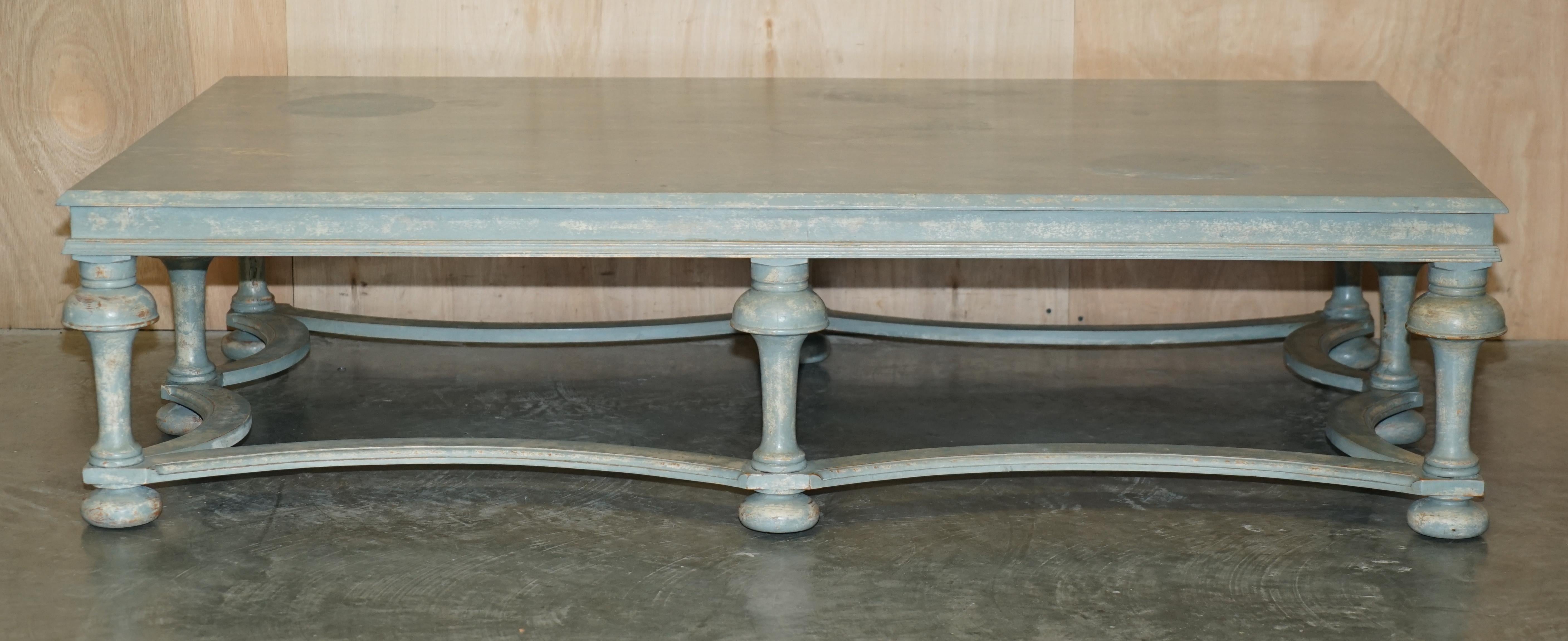 MASSIVER ORIGINALER PAiNT SIX PILLARS LEG FRANZÖSISCHER COUNTRY HOUSE COFFEE TABLE im Angebot 11