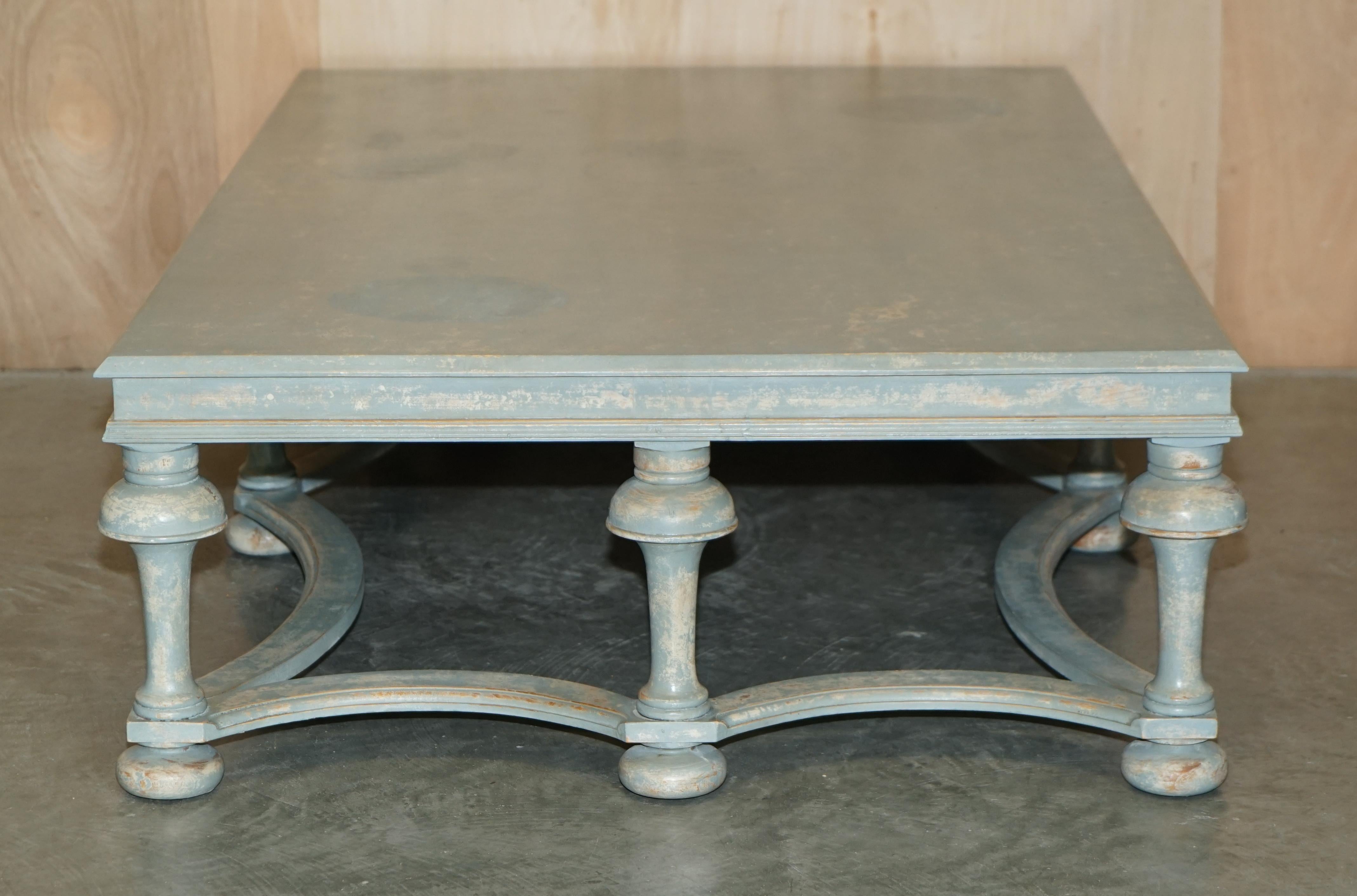 MASSIVER ORIGINALER PAiNT SIX PILLARS LEG FRANZÖSISCHER COUNTRY HOUSE COFFEE TABLE im Angebot 12