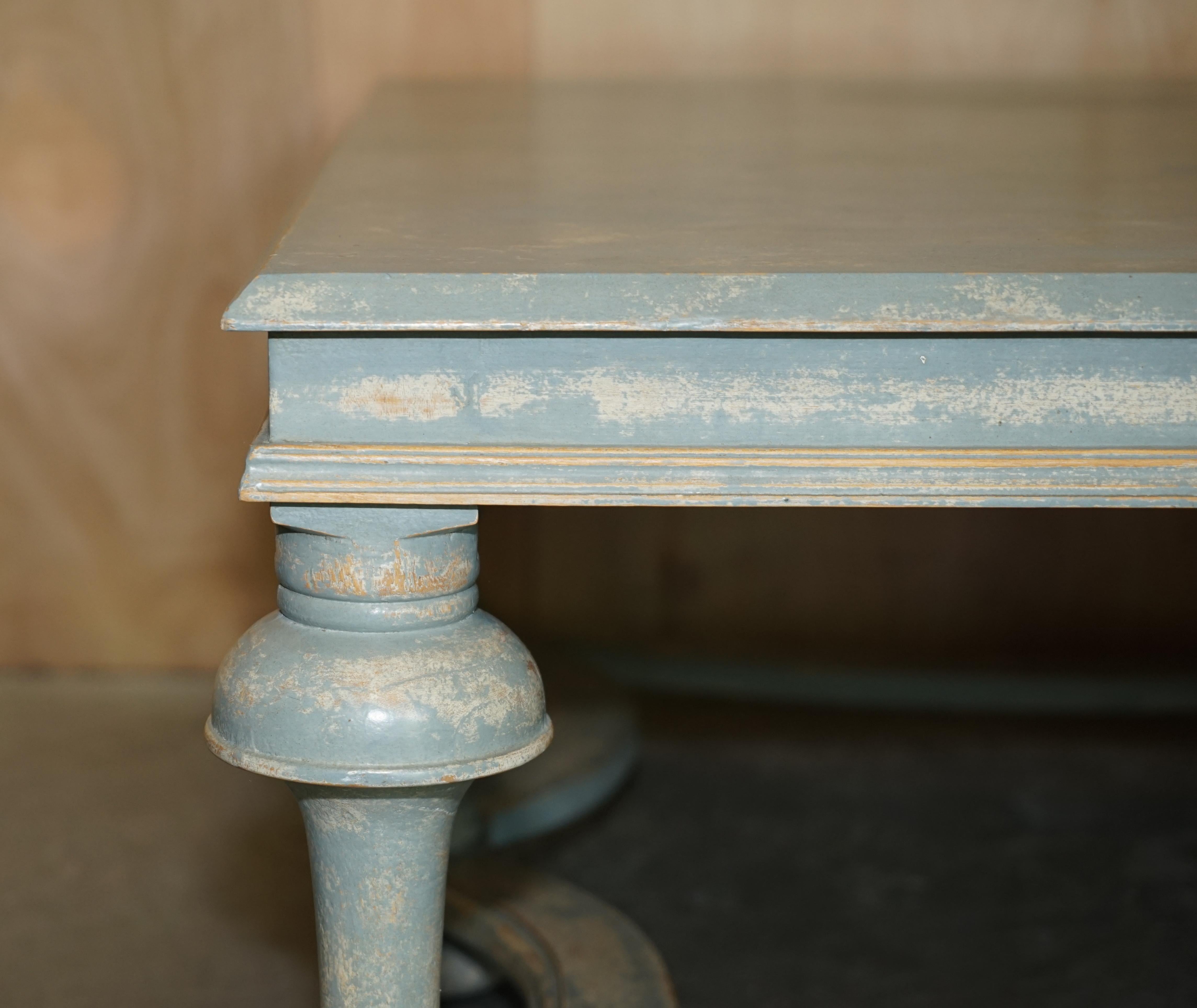 MASSIVER ORIGINALER PAiNT SIX PILLARS LEG FRANZÖSISCHER COUNTRY HOUSE COFFEE TABLE im Zustand „Gut“ im Angebot in West Sussex, Pulborough