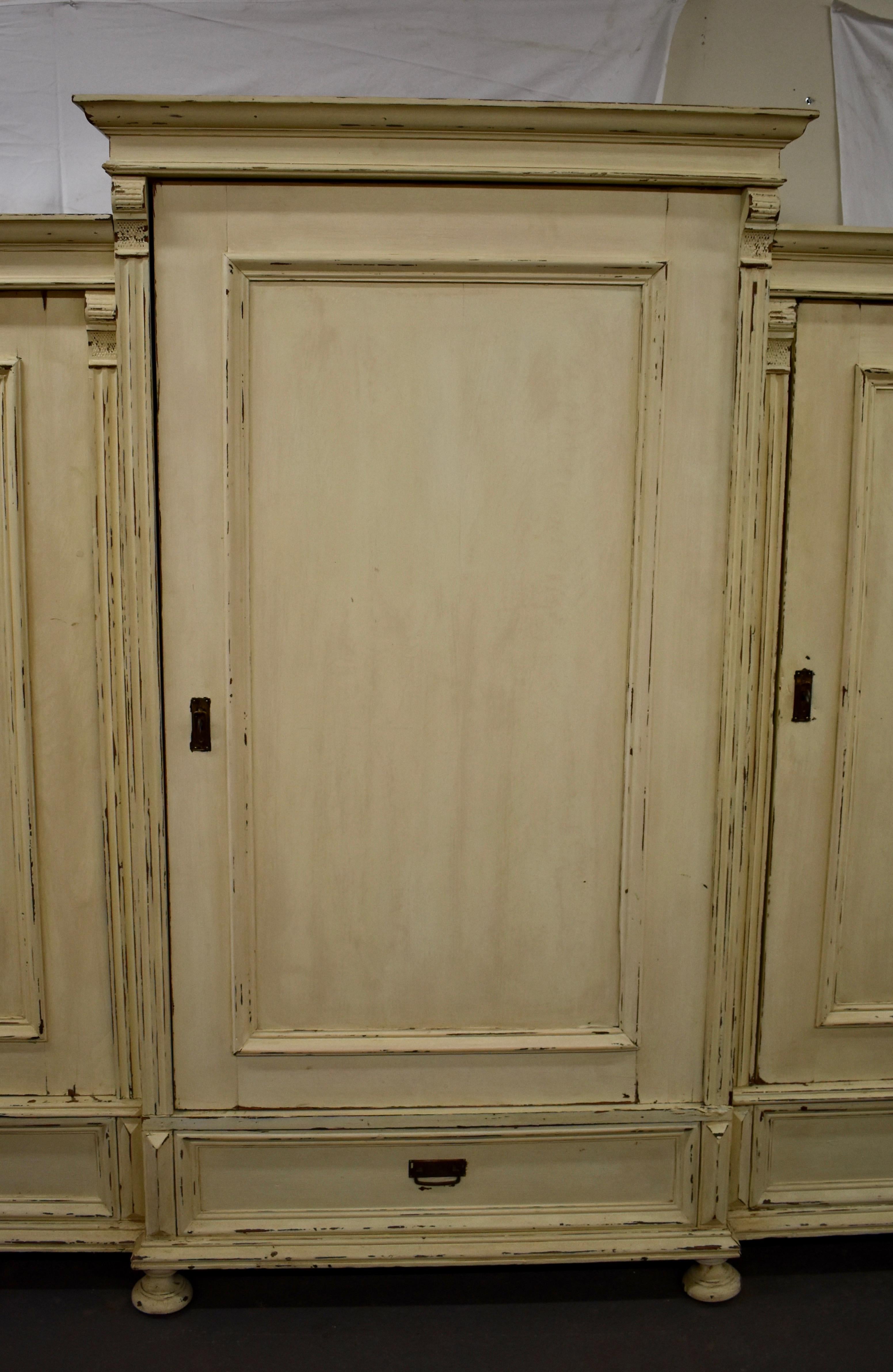 Massive Painted Pine and Oak Three-Door Armoire In Good Condition In Baltimore, MD