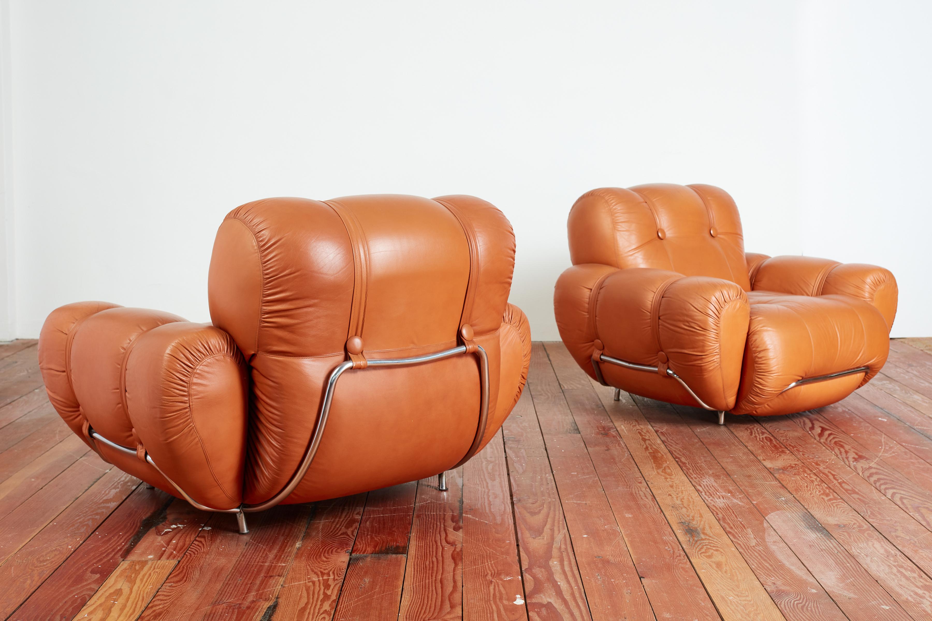 Massive pair of 1970's Italian Club Chairs In Good Condition For Sale In Beverly Hills, CA