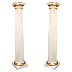 Massives Paar italienischer Säulen