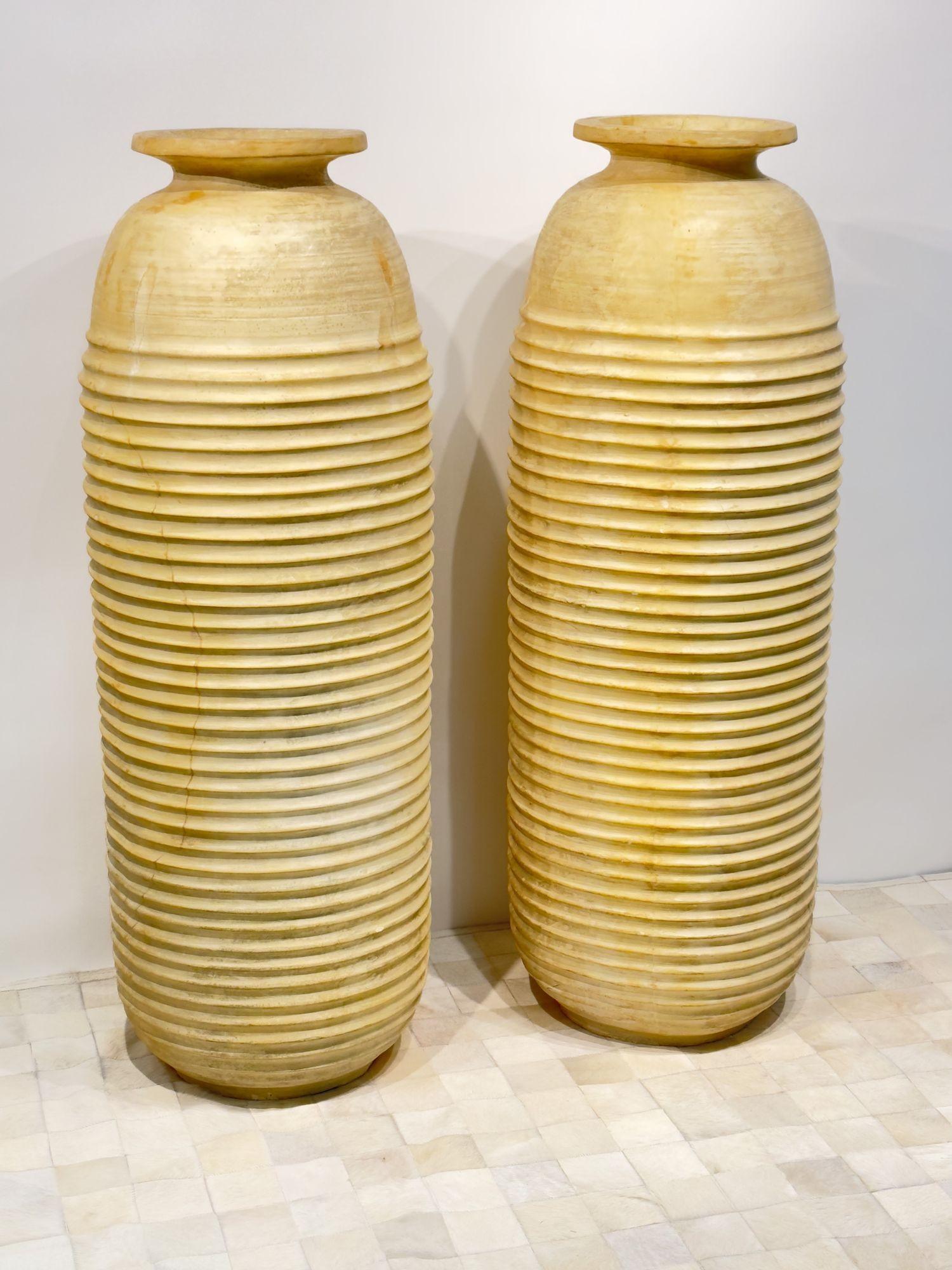Massives Paar Gefäße, maßgefertigt entworfen von Richard Himmel, 1970 (Moderne der Mitte des Jahrhunderts) im Angebot