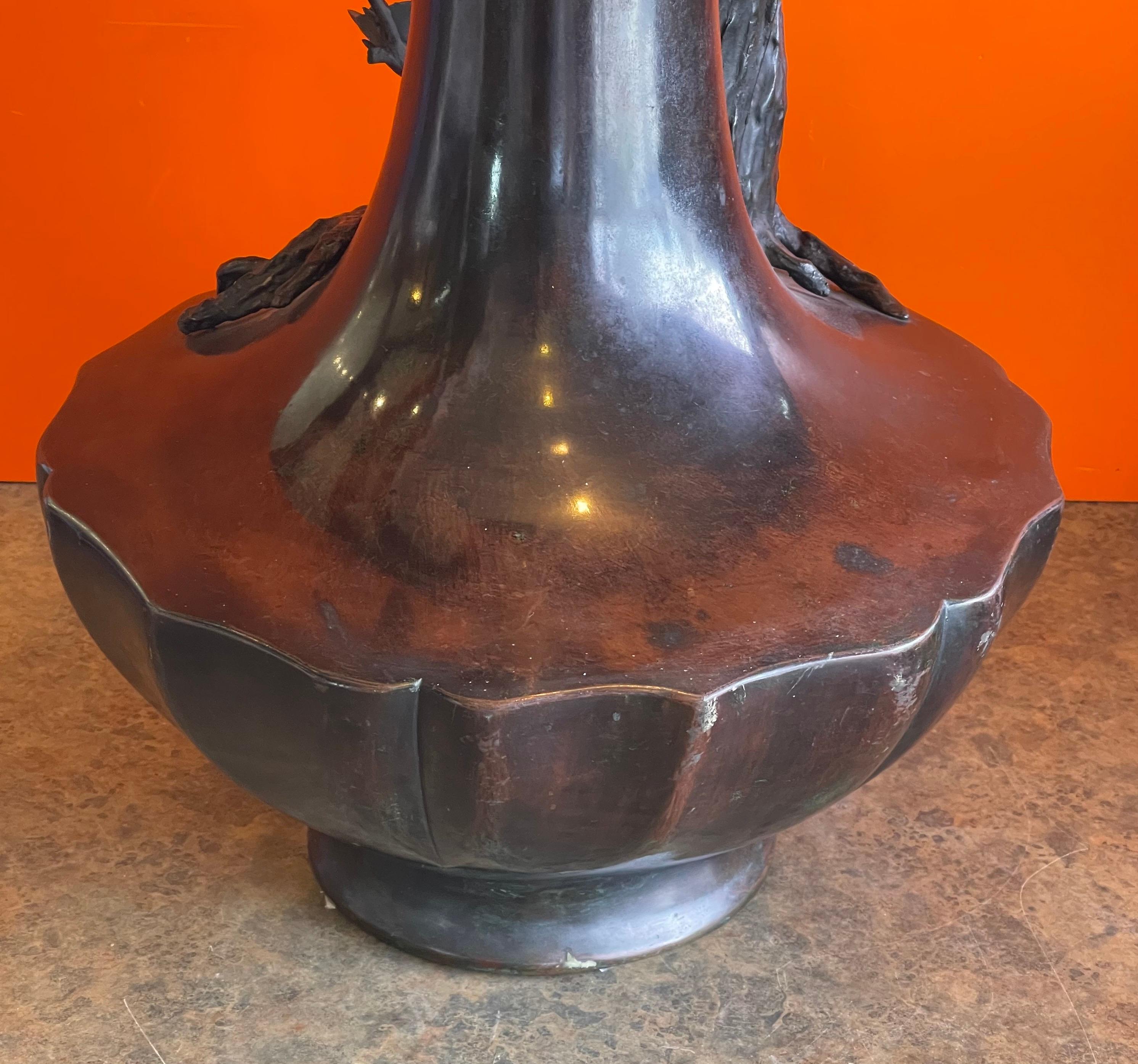 Massive Patinated Bronze Meiji Period Raven Vase 7