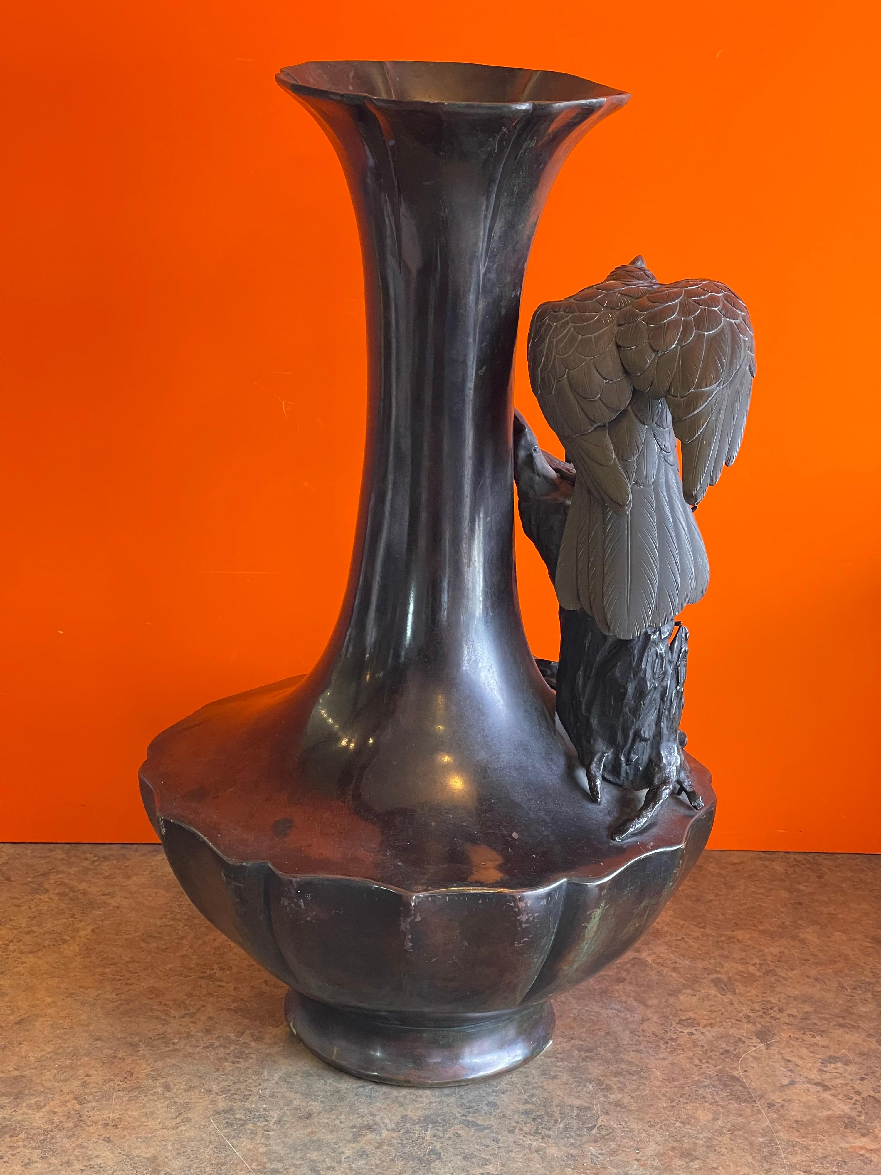 Massive Patinated Bronze Meiji Period Raven Vase 2