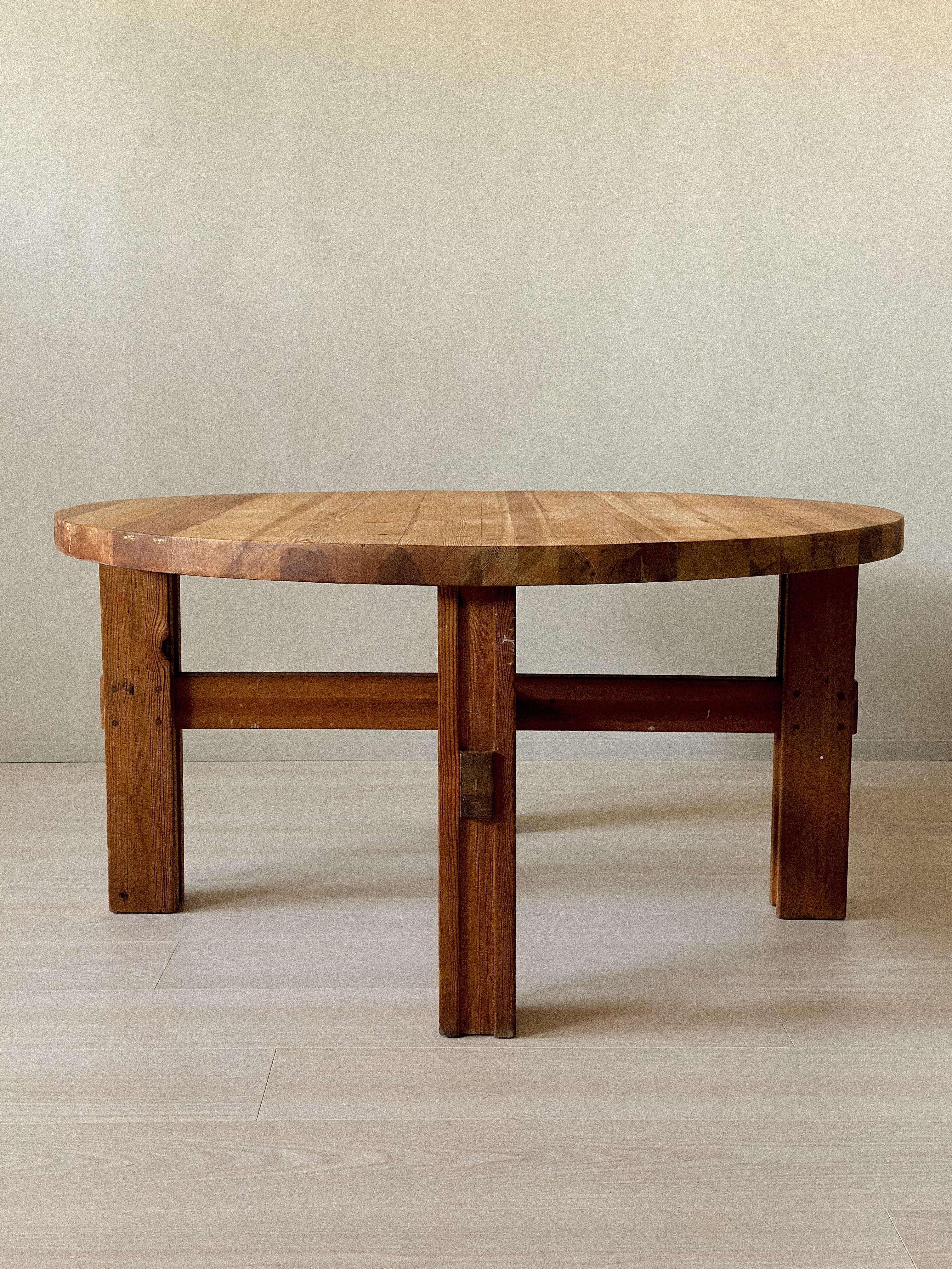 Swedish Massive Pine Side Table, Sweden, 1970s For Sale