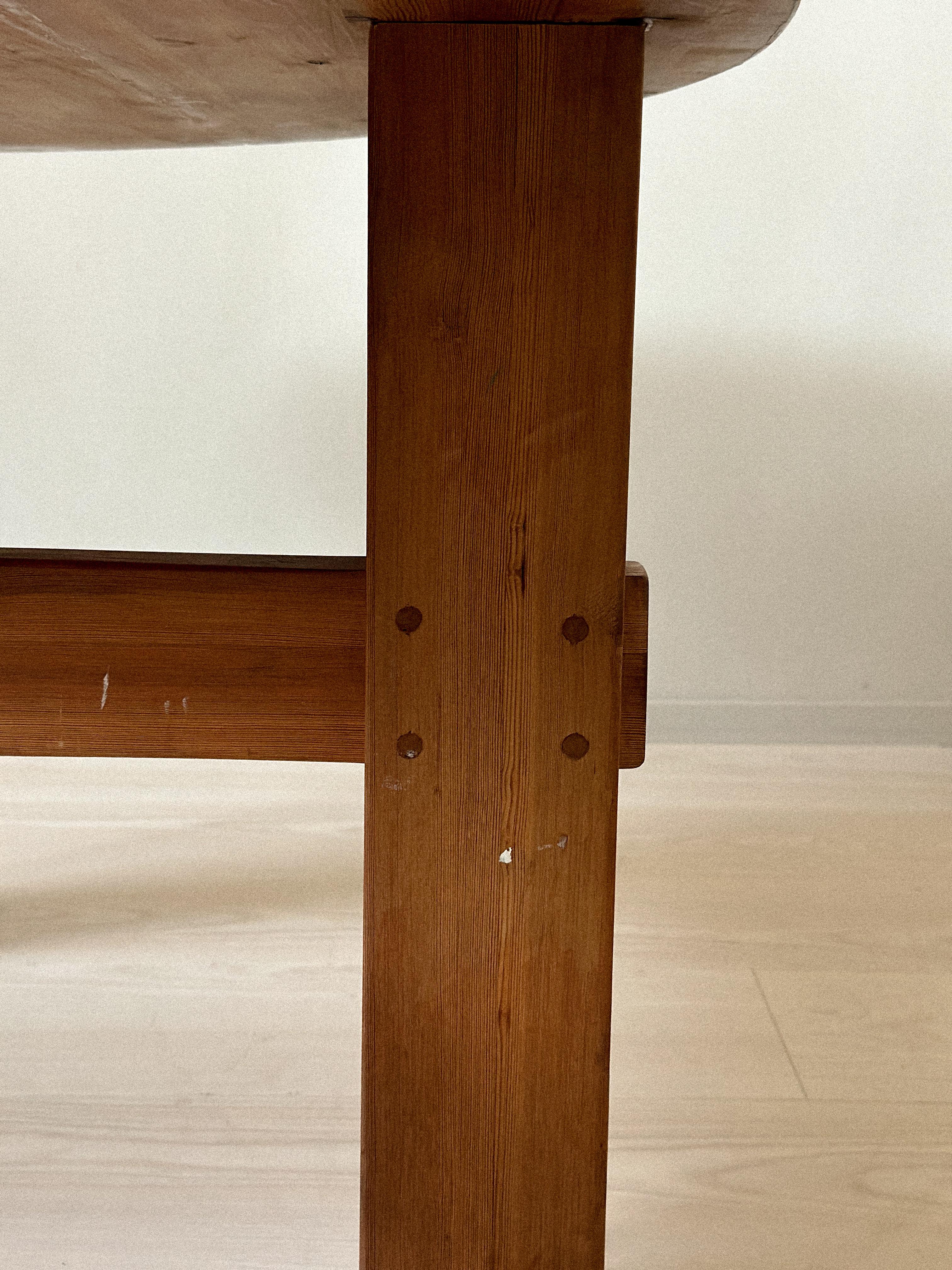 Massive Pine Side Table, Sweden, 1970s For Sale 2