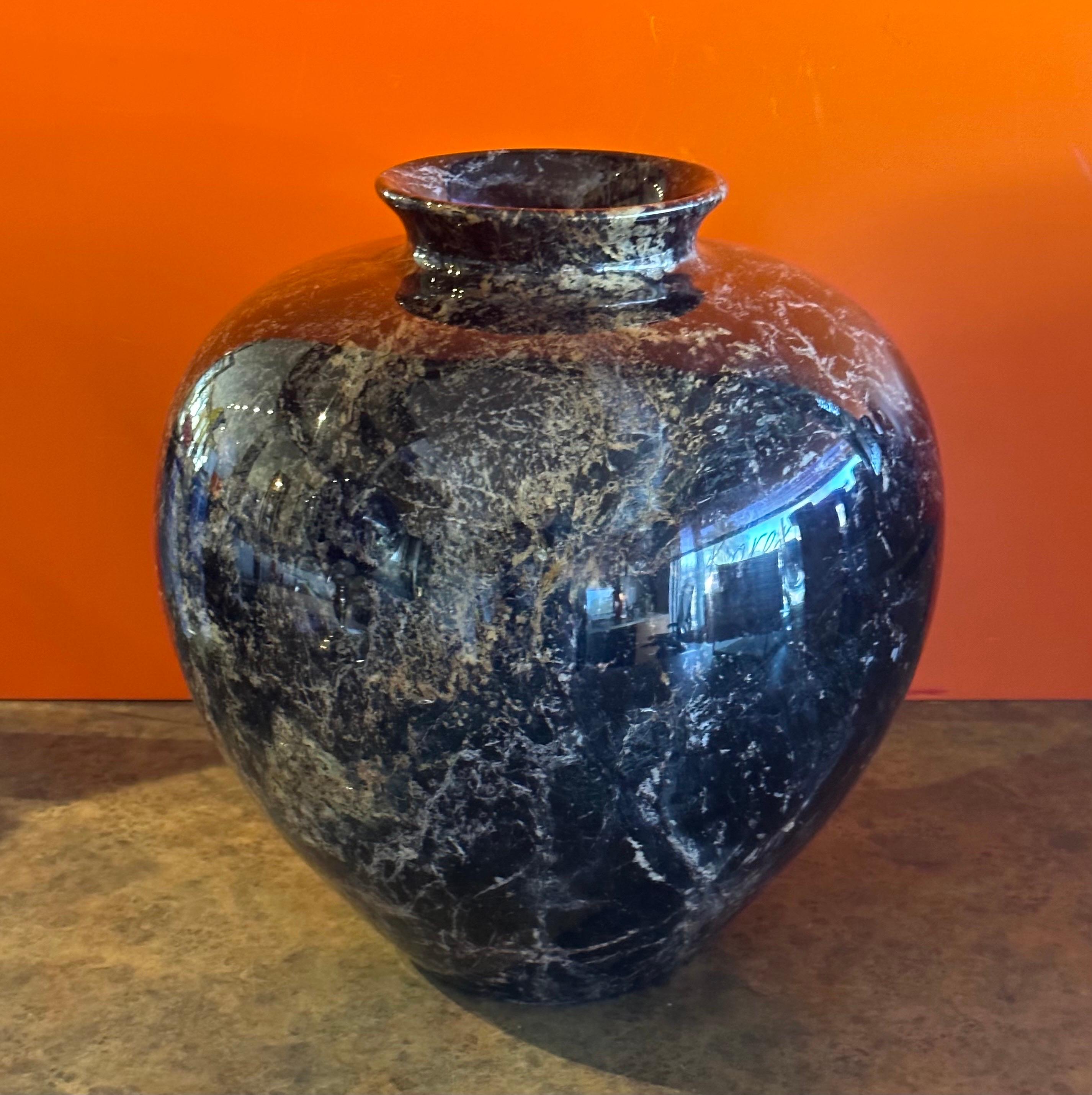 Massive Post-Modern Italian Marble Vase For Sale 5