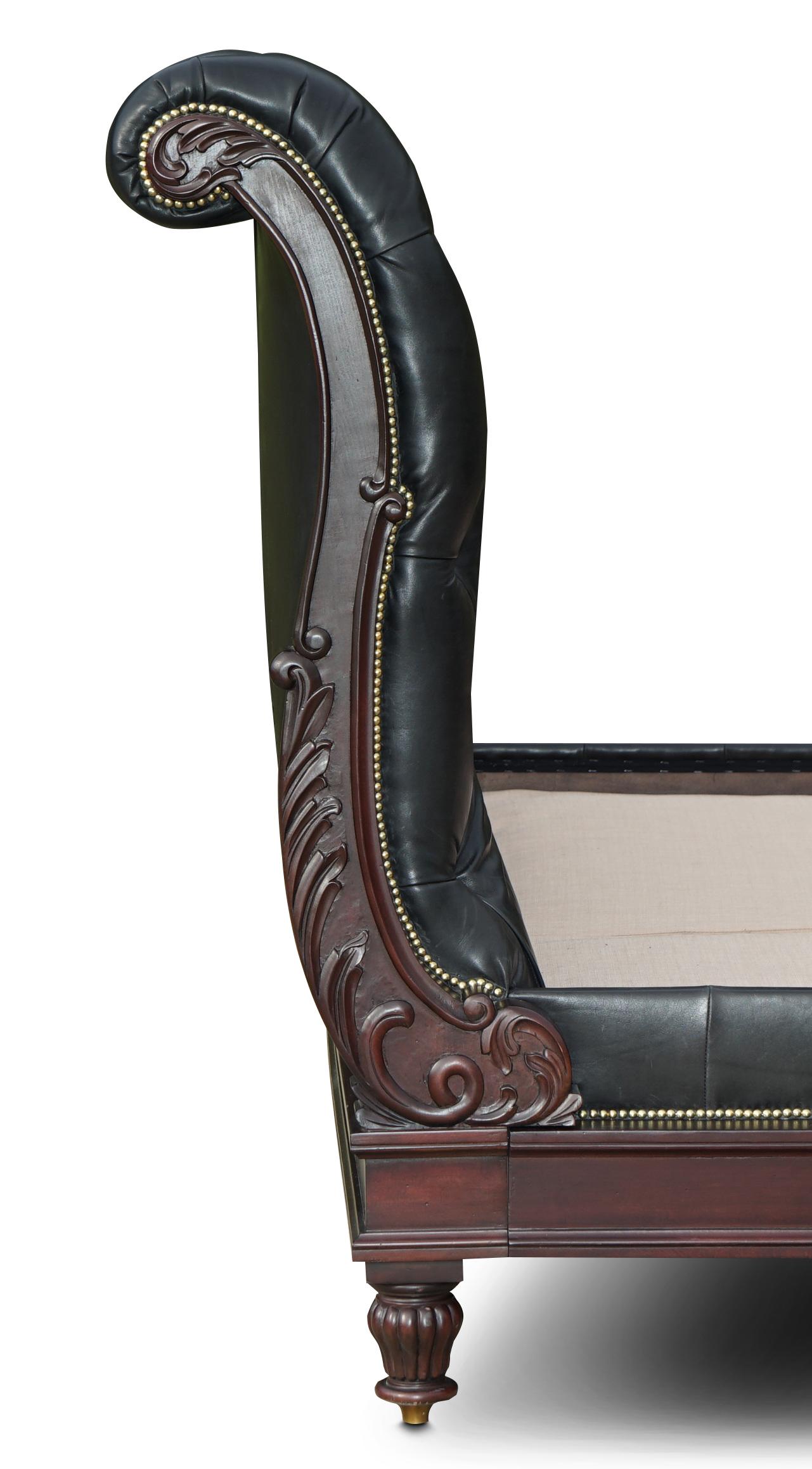 Lit Chesterfield en cuir noir massif Ralph Lauren Clivedon en vente 5