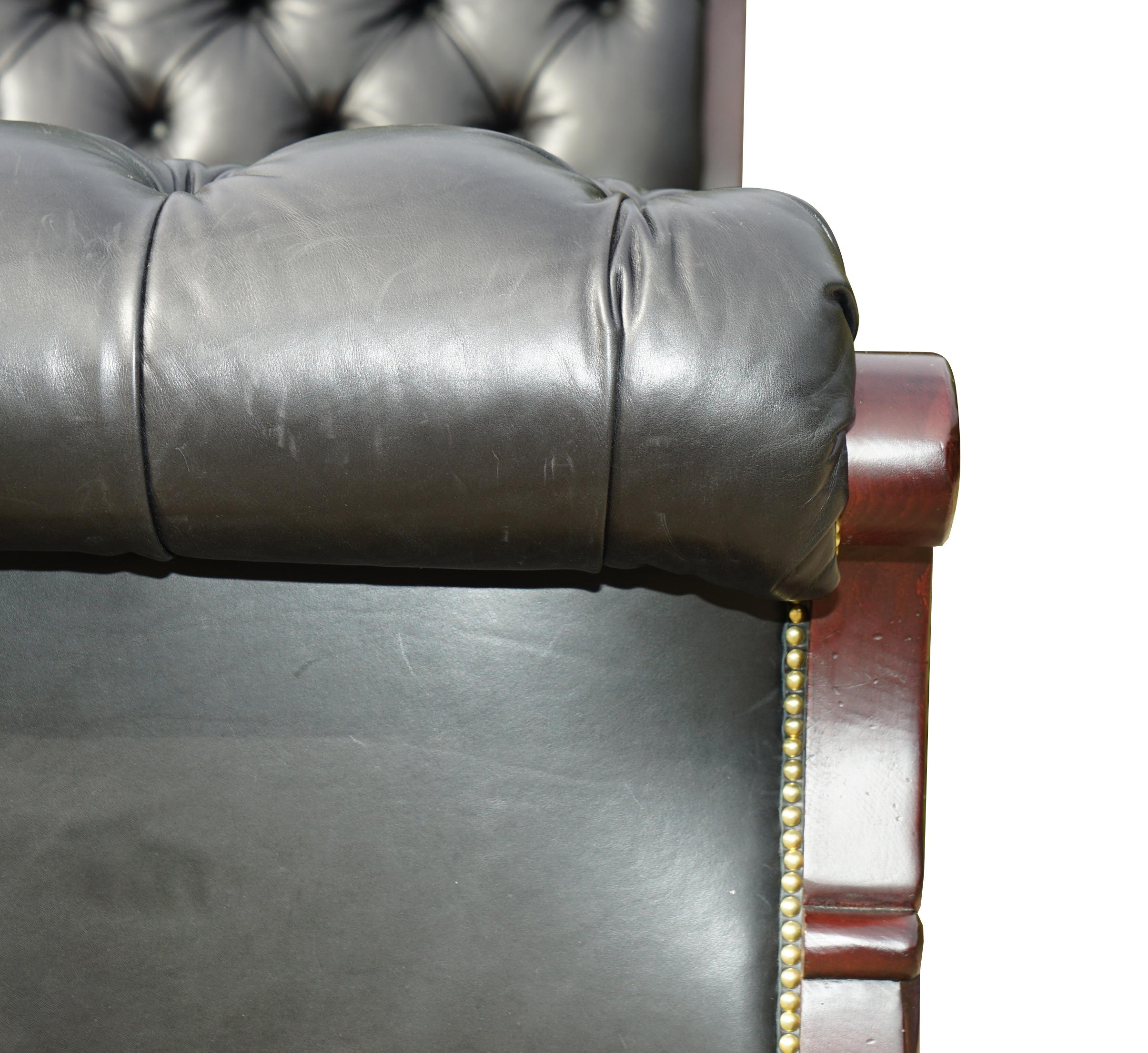 American Classical Massive Ralph Lauren Clivedon Black Leather Chesterfield Bed For Sale