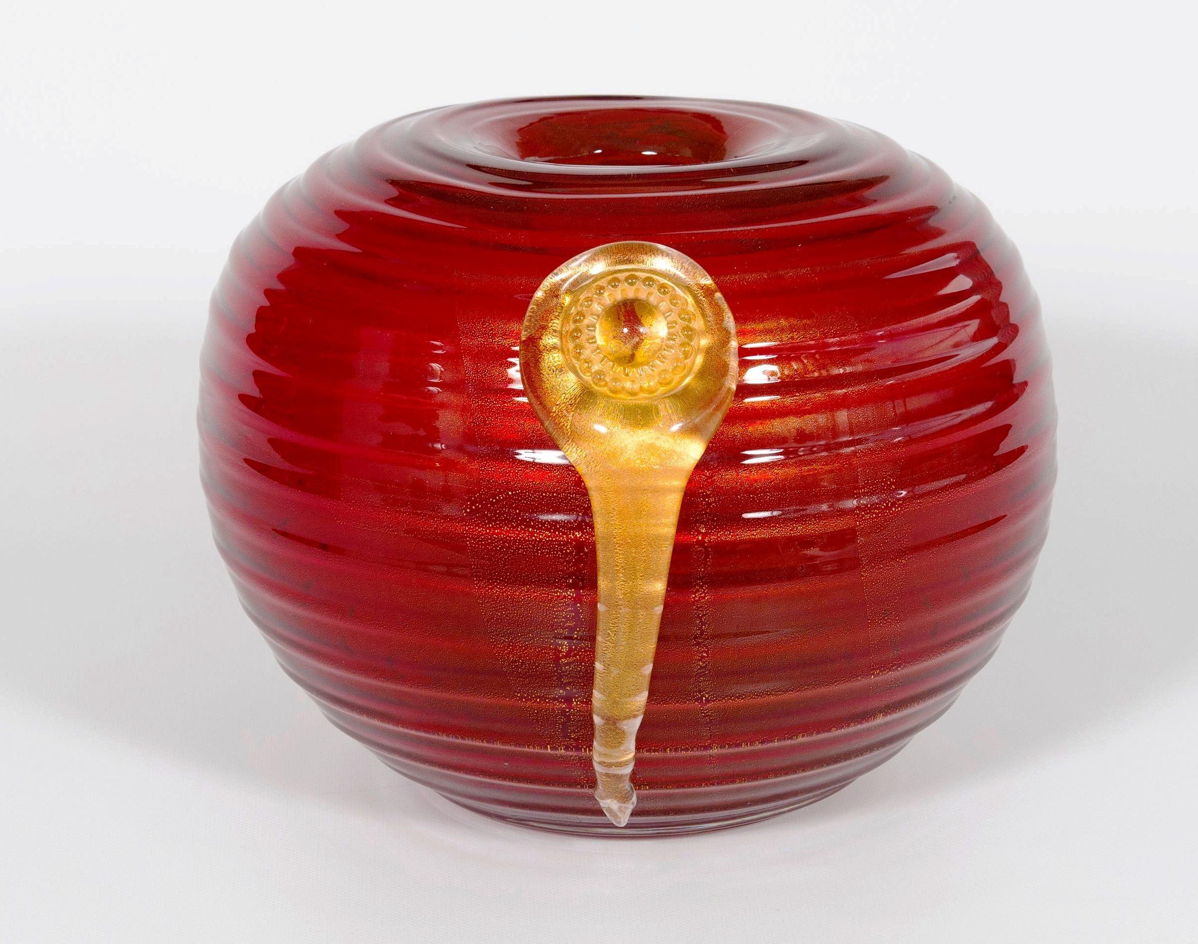 Italian Massive Red and Gold Vase in Blown Murano Glass with golden drop 1980s Italy For Sale