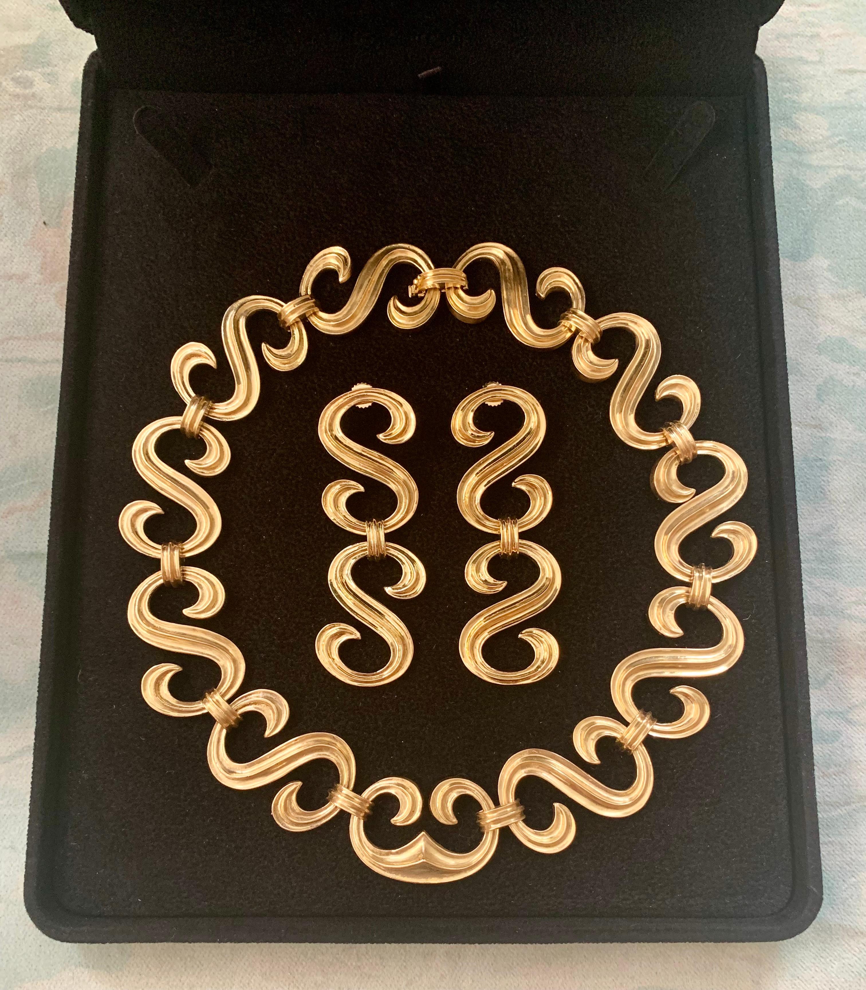 Robert Wander, ensemble colliers et boucles d'oreilles fantaisie en or jaune 18 carats, France Bon état - En vente à New York, NY