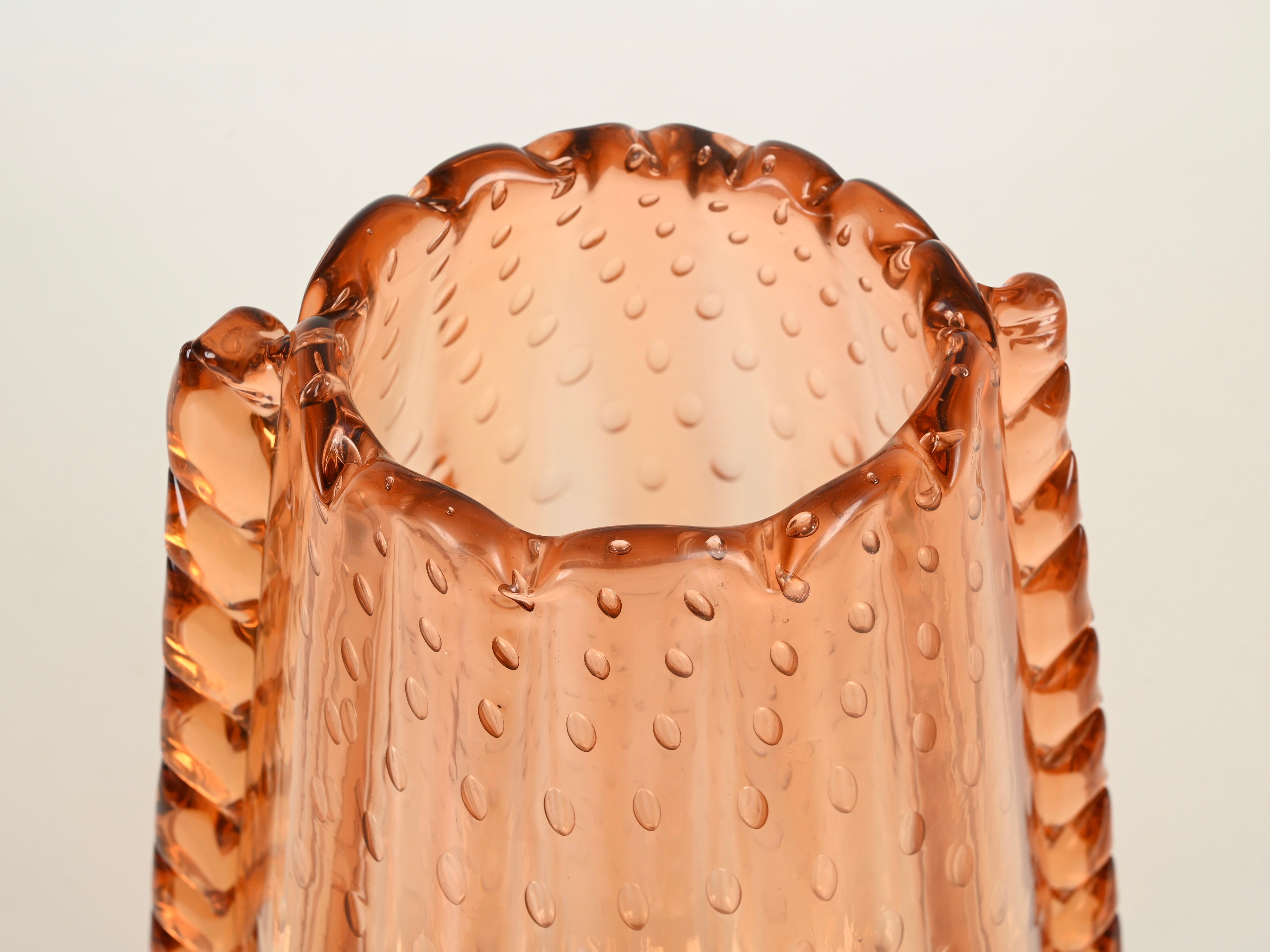 Gran jarrón salmón de cristal soplado de Murano 