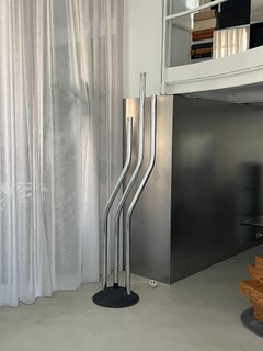 Massive Sculptural Chromed Floor Lamp, adjustable arms, Italian Collectible