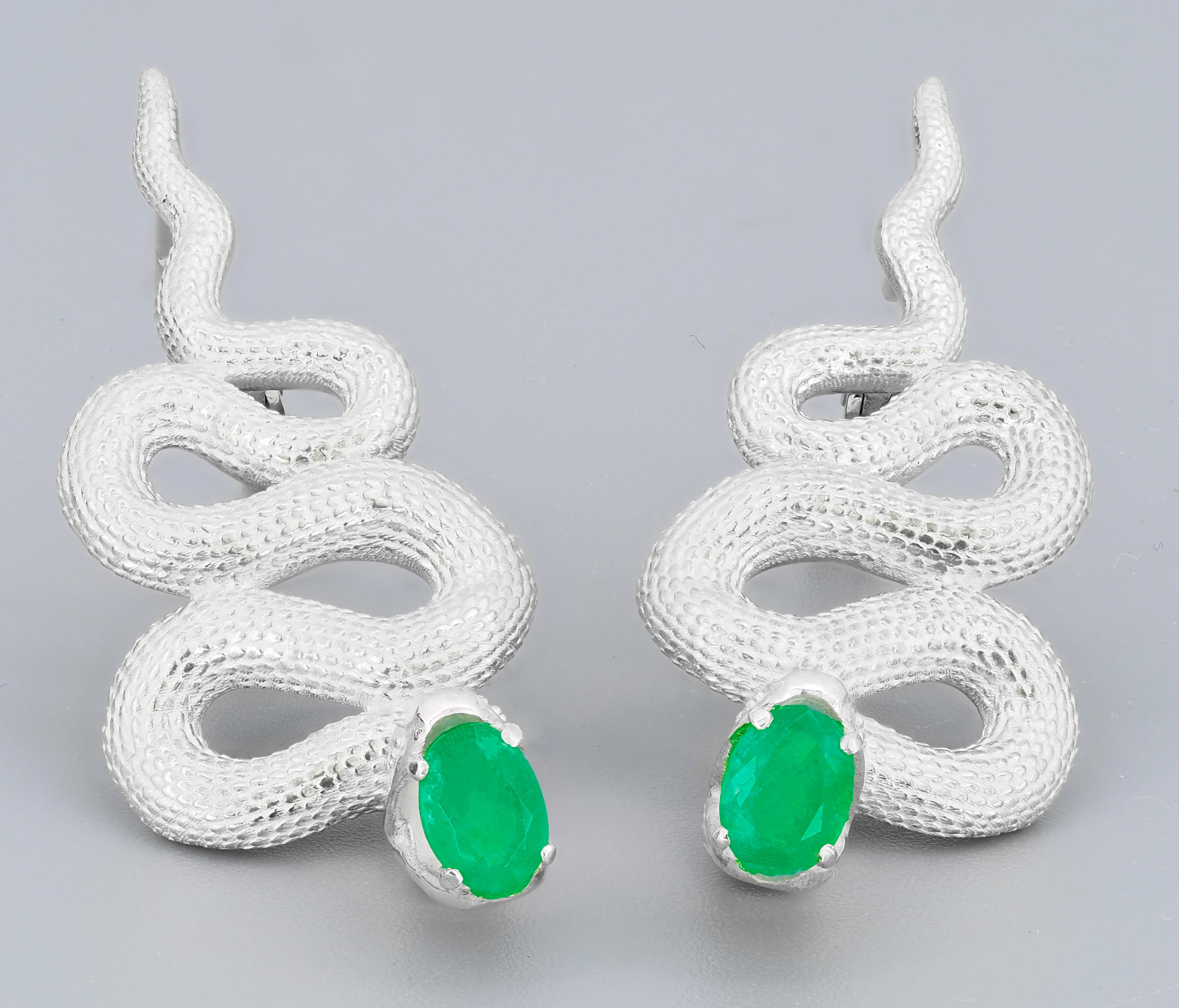 Oval Cut Massive snake earrings.  For Sale