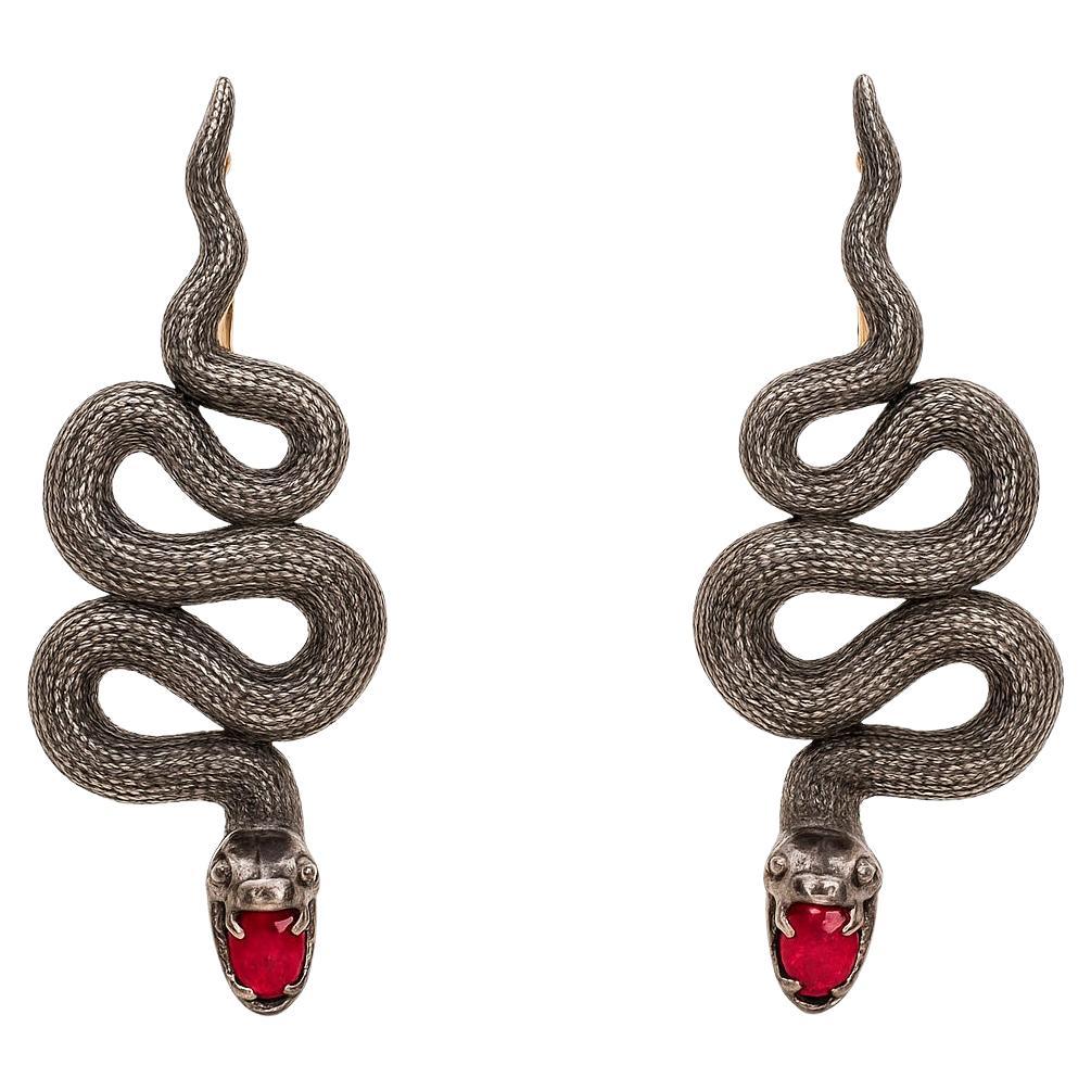 Orecchini con serpente massiccio e rubini