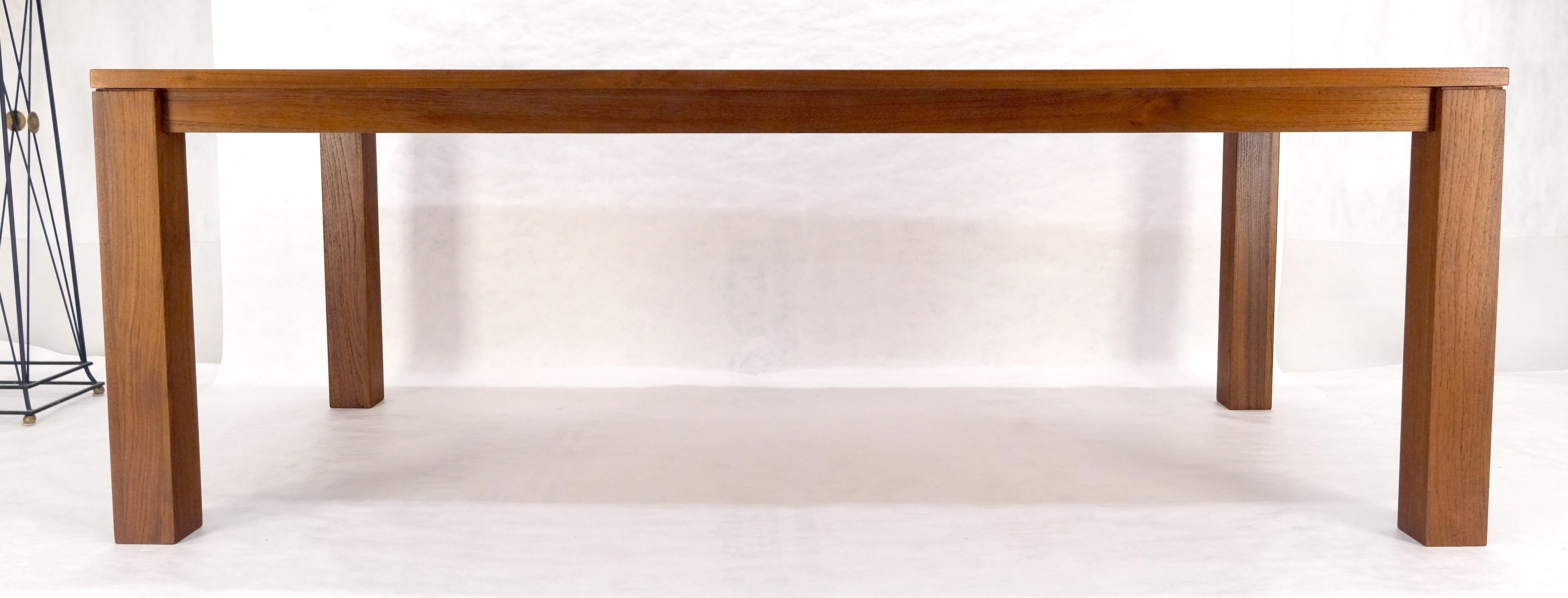 Massive Solid TEAK 41x87 Dining Conference Table Parsons Style MINT In Good Condition For Sale In Rockaway, NJ