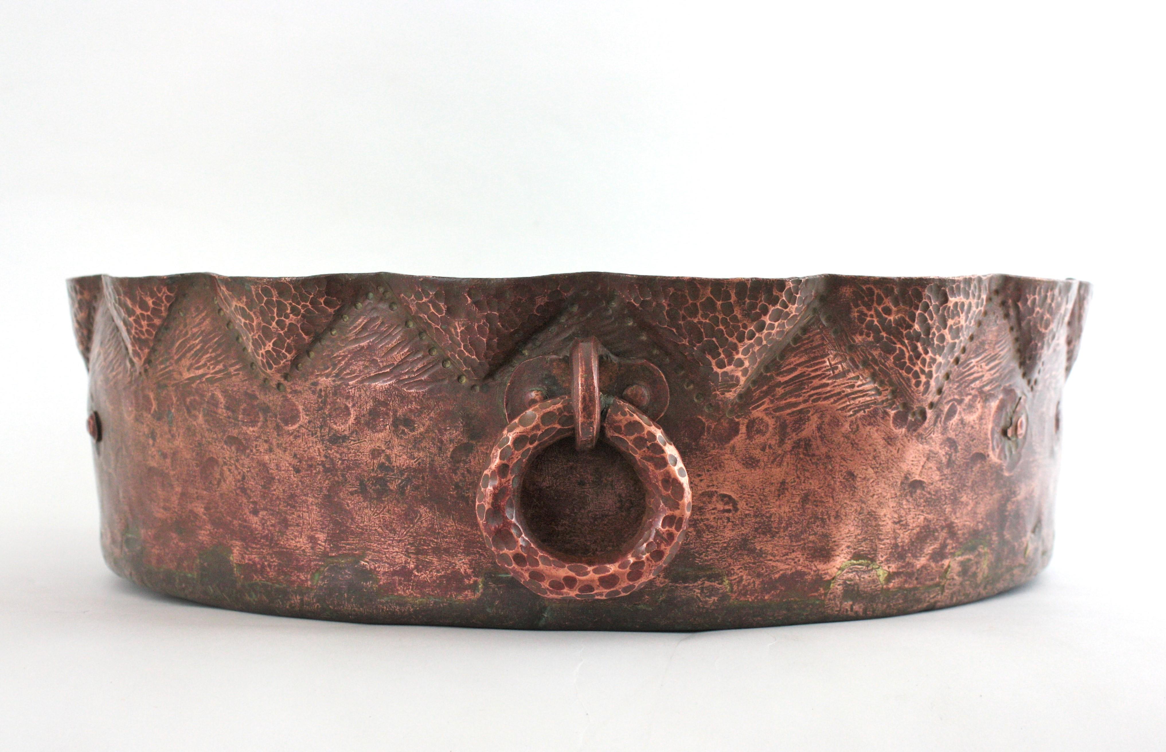Massive Spanish Copper Cauldron / Wine Cooler / Drinks Stand For Sale 6